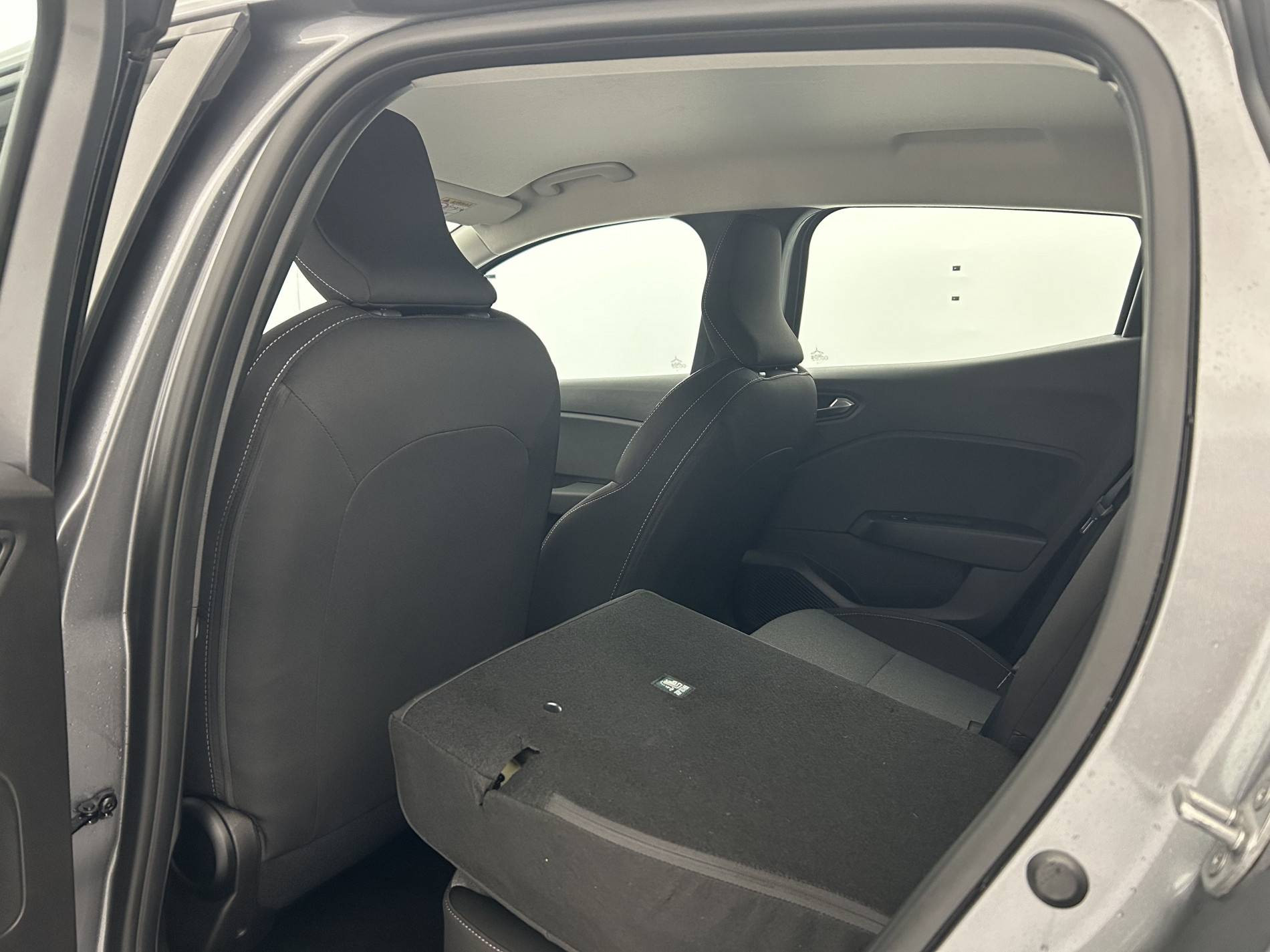 Vente en ligne Renault Clio 5 Clio E-Tech full hybrid 145 ch GSR2 au prix de 19 990 €