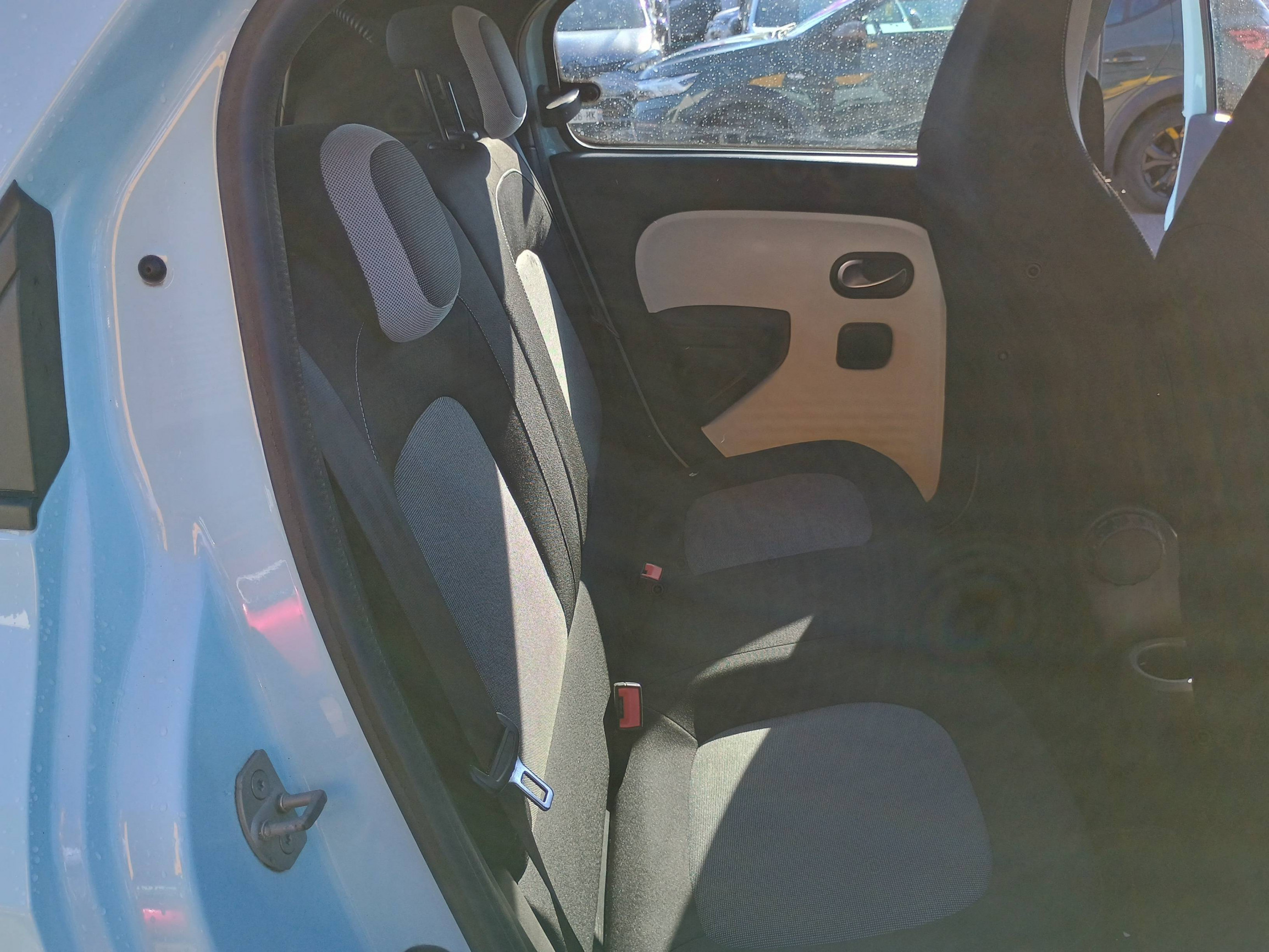 Vente en ligne Renault Twingo 3  1.0 SCe 70 au prix de 12 991 €