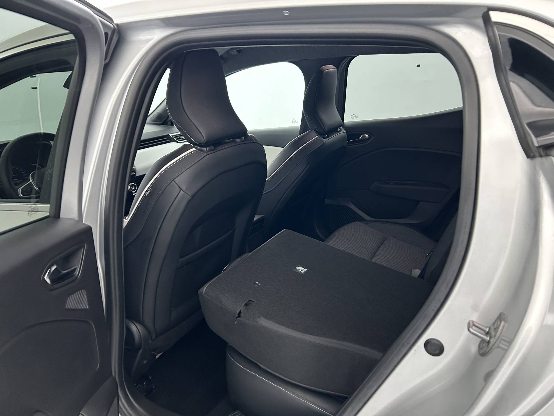Vente en ligne Renault Clio 5 Clio TCe 90 au prix de 15 490 €