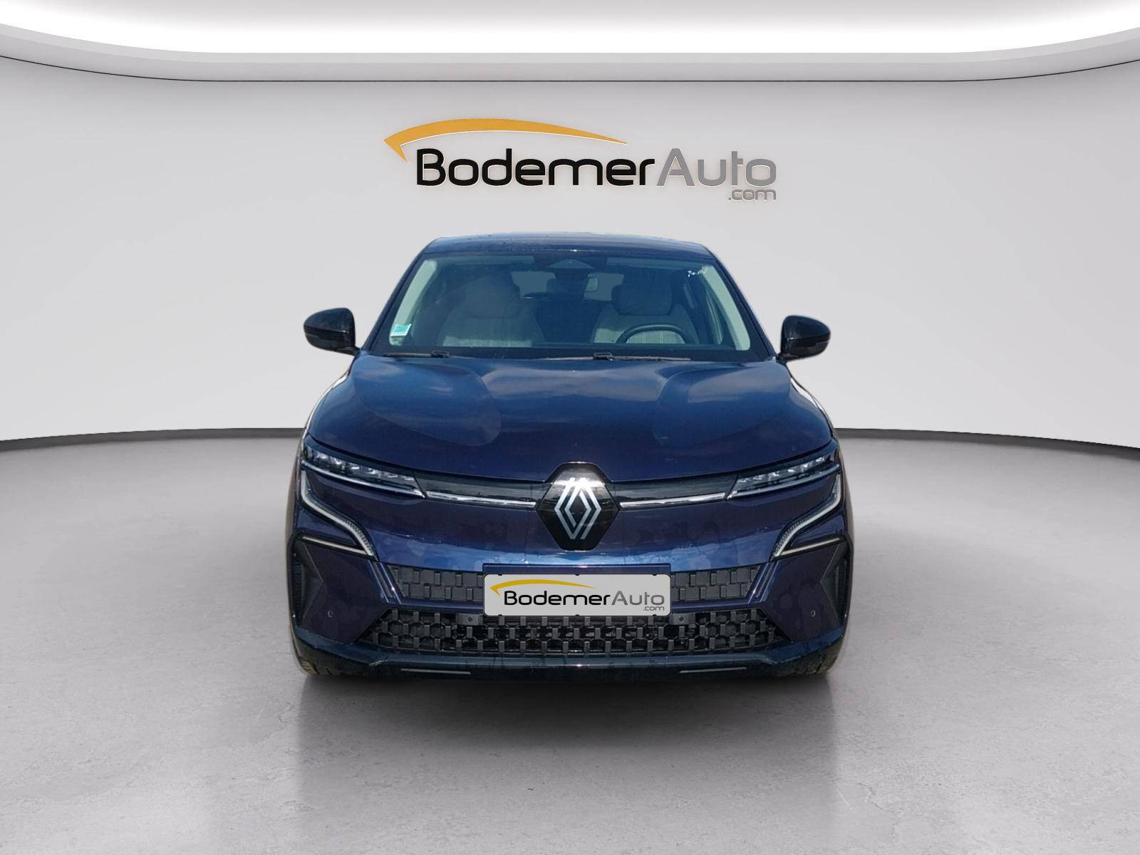 Vente en ligne Renault Megane E-Tech  EV40 130ch standard charge au prix de 26 900 €