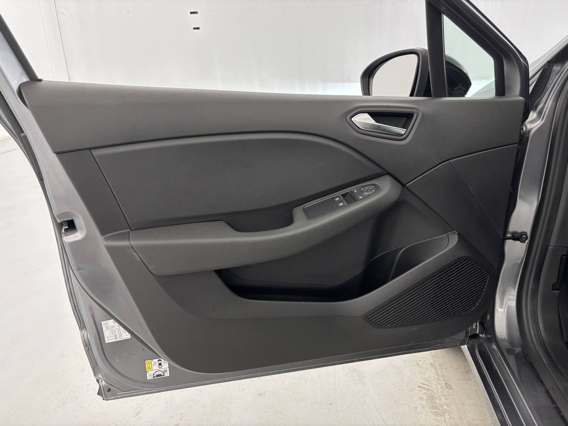 Vente en ligne Renault Clio 5 Clio TCe 90 au prix de 14 550 €