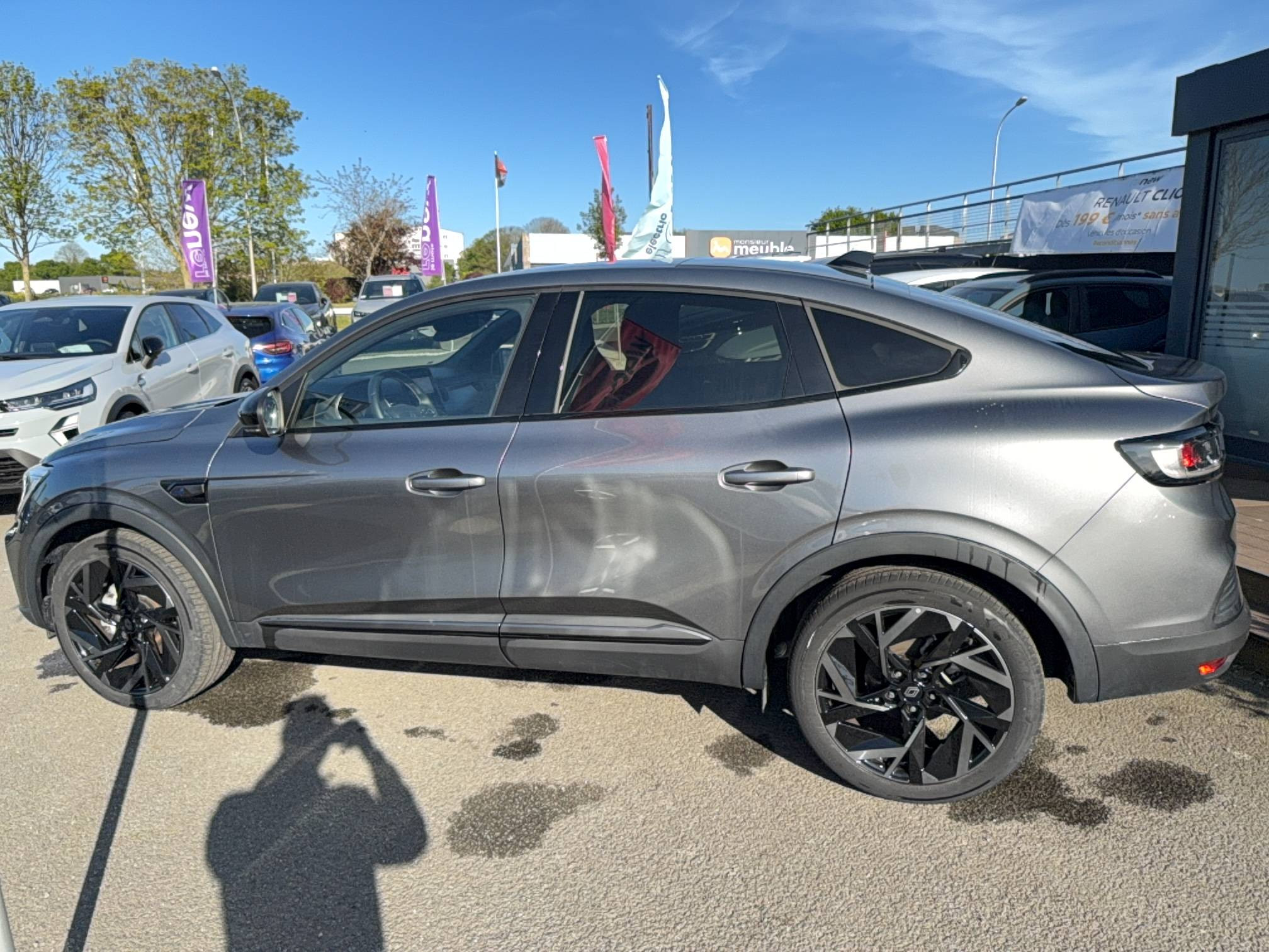 Vente en ligne Renault Arkana  E-Tech full hybrid 145 GSR2 au prix de 28 490 €