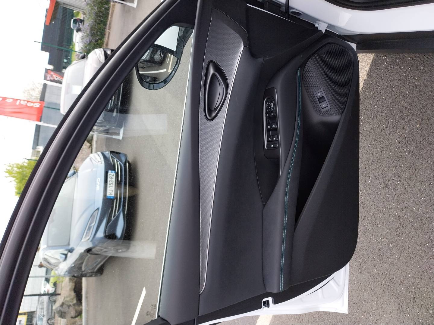 Vente en ligne Byd Seal 6 DM-i  1.5l DM-i 156 kW PHEV au prix de 33 190 €