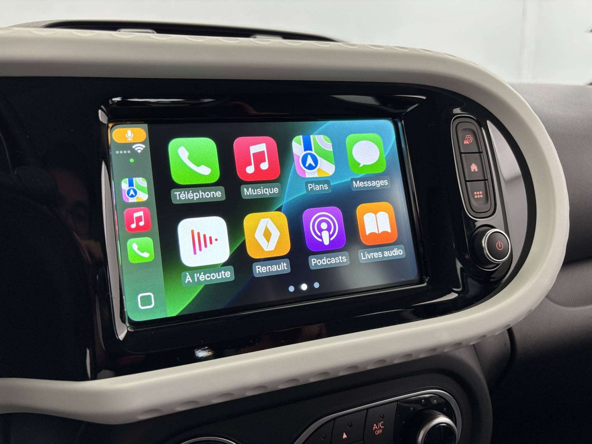 Vente en ligne Renault Twingo 3  SCe 65 - 21 au prix de 11 990 €