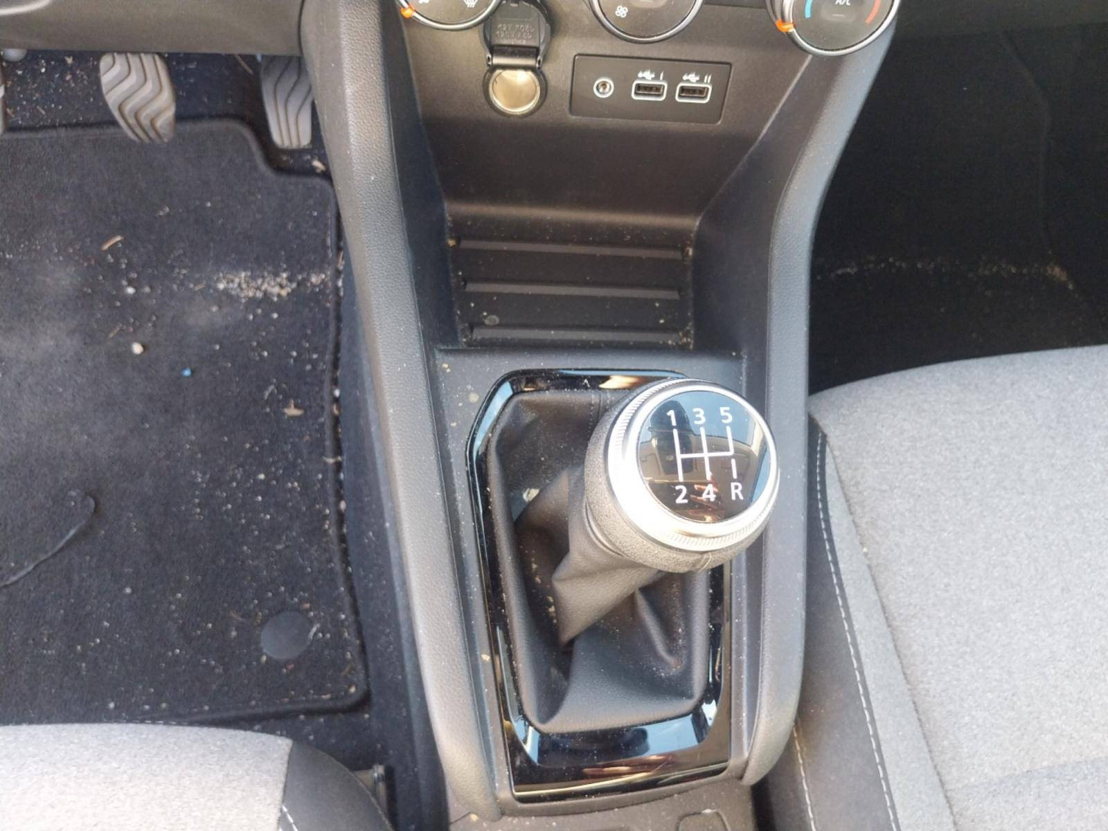 Vente en ligne Renault Clio 5 Clio SCe 65 ch GSR2 au prix de 14 900 €