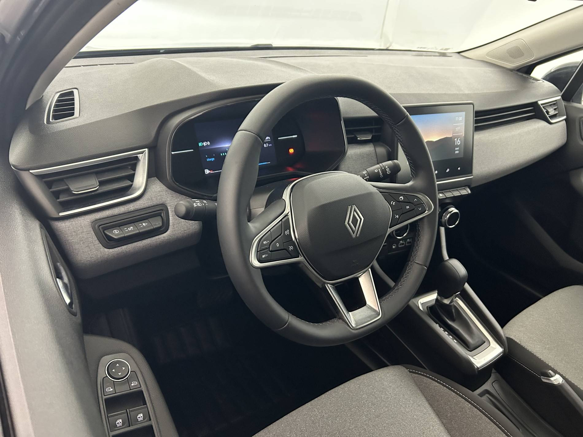 Vente en ligne Renault Clio 5 Clio E-Tech full hybrid 145 ch GSR2 au prix de 19 490 €