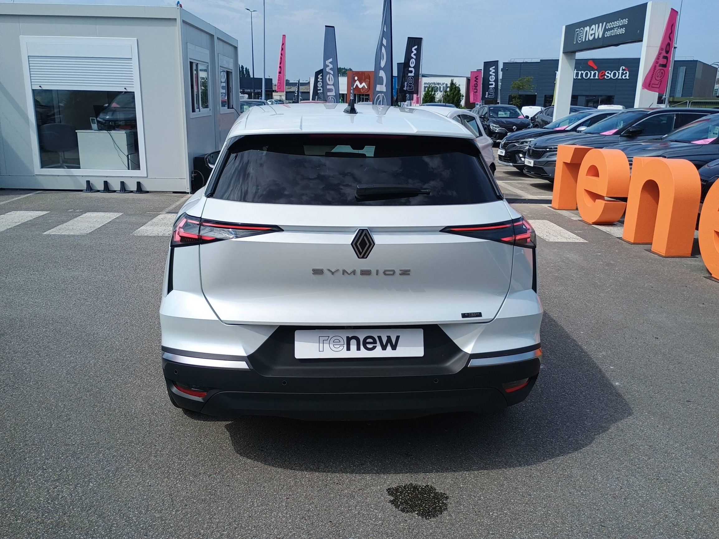 Vente en ligne Renault Symbioz  E-Tech full hybrid 145 au prix de 28 790 €