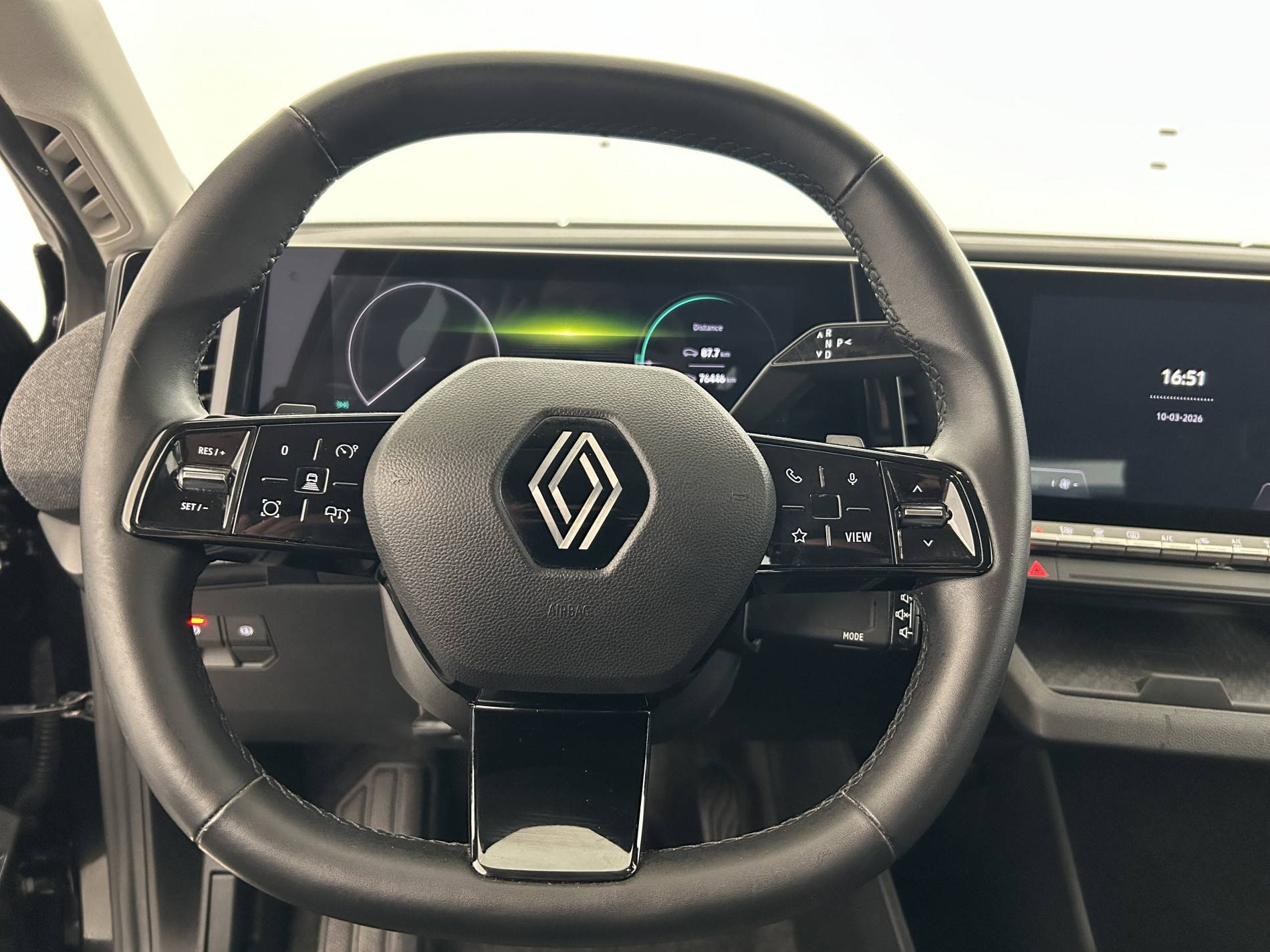 Vente en ligne Renault Megane E-Tech  EV40 130ch standard charge au prix de 18 190 €