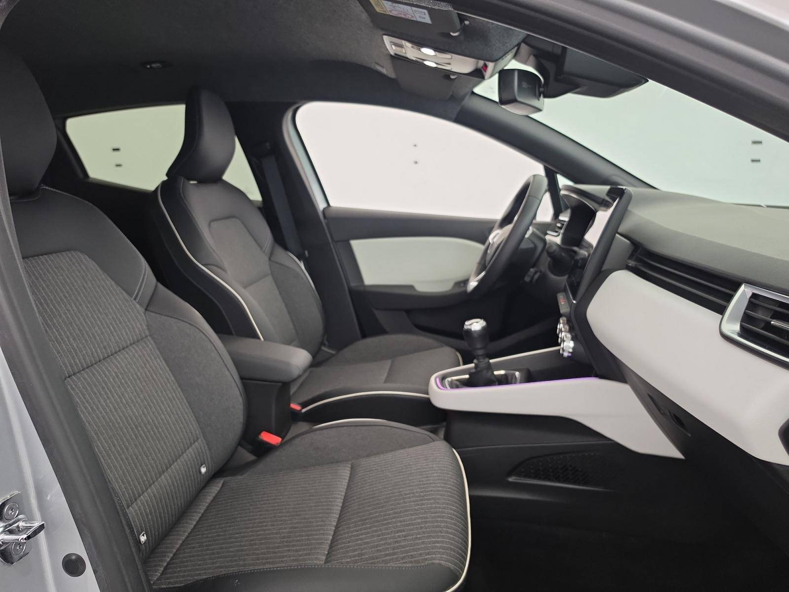 Vente en ligne Renault Clio 5 Clio TCe 90 au prix de 15 900 €