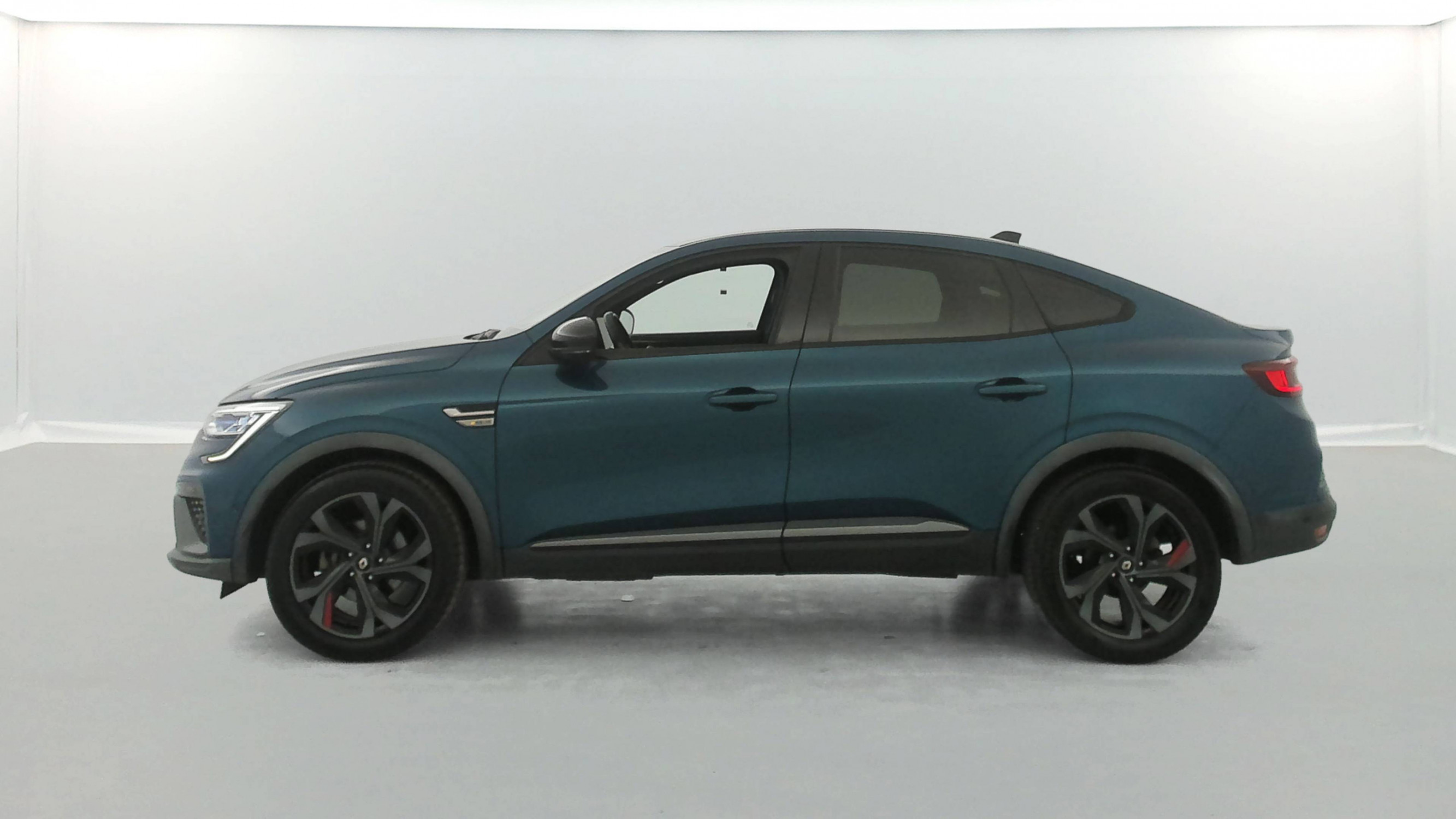 Vente en ligne Renault Arkana  E-Tech 145 - 21B au prix de 19 290 €