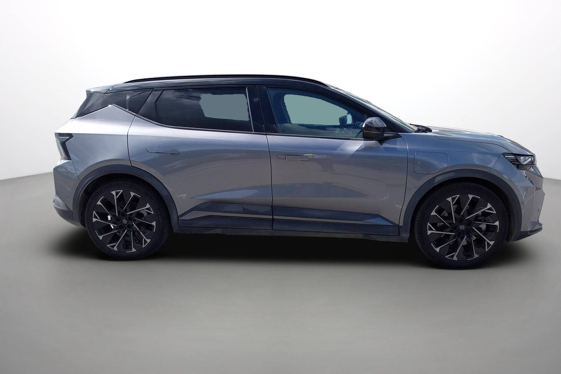 Vente en ligne Renault Scenic E-Tech Scenic E-Tech électrique 220 ch grande autonomie au prix de 37 991 €