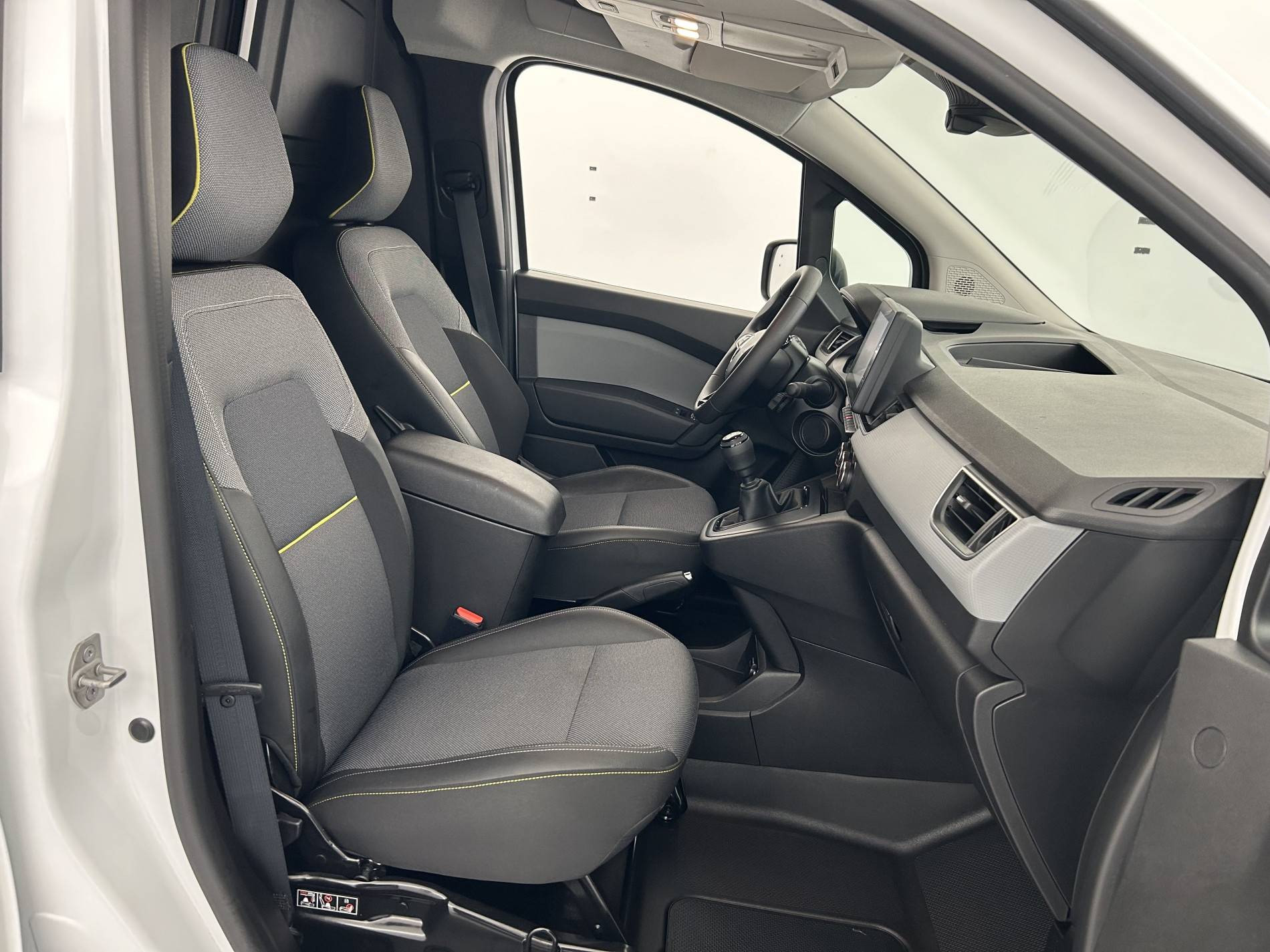 Vente en ligne Renault Kangoo Van  BLUE DCI 95 au prix de 12 990 €