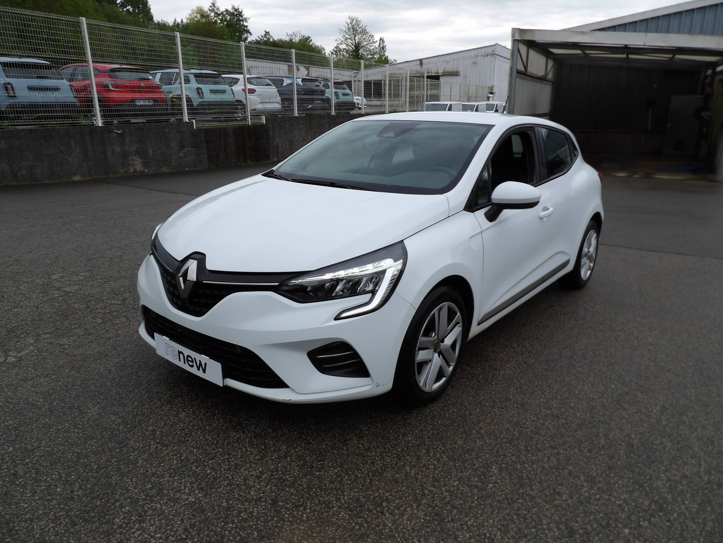 Vente en ligne Renault Clio 5 Clio SCe 65 - 21N au prix de 10 699 €