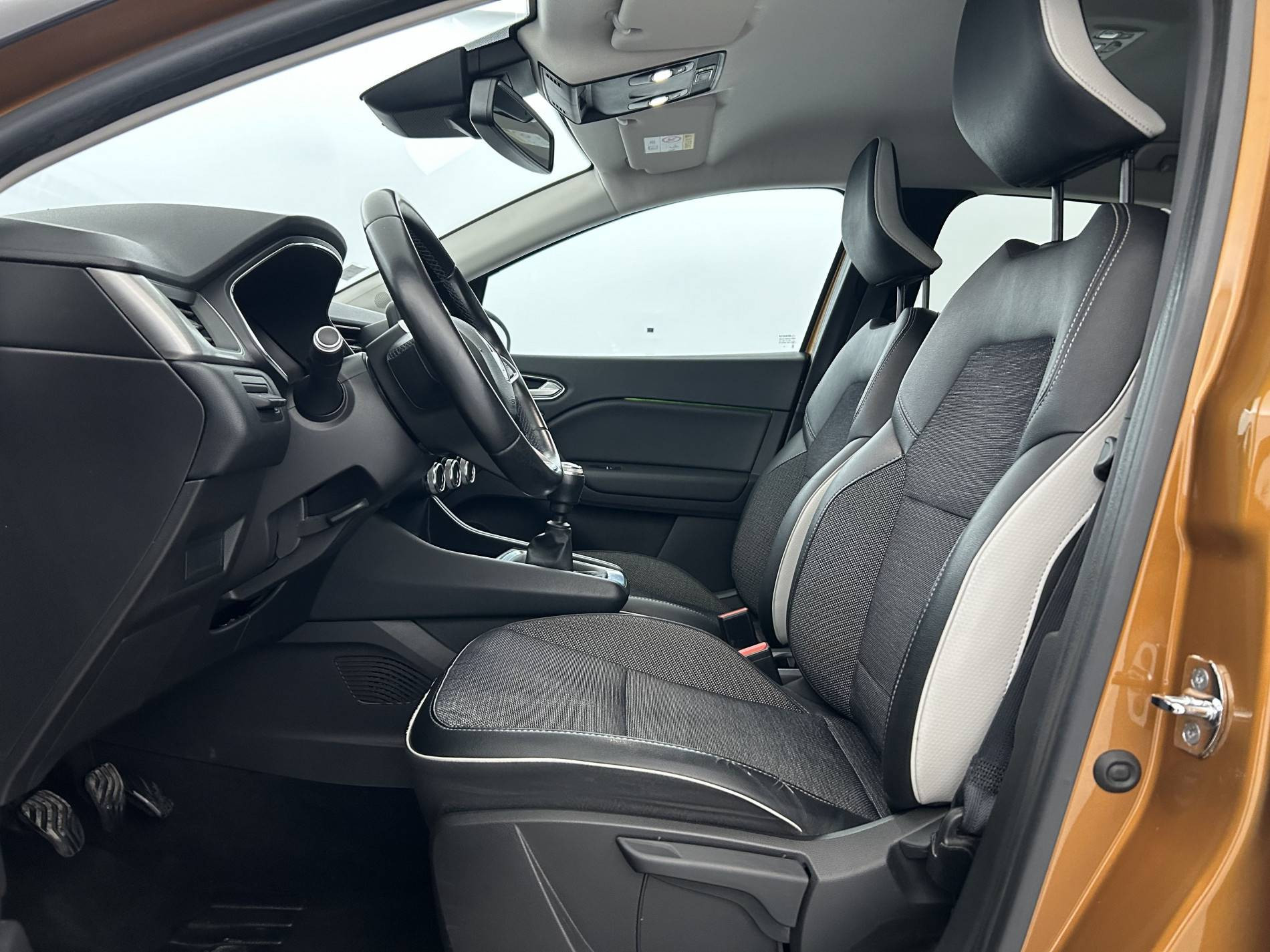 Vente en ligne Renault Captur  Blue dCi 95 au prix de 12 990 €