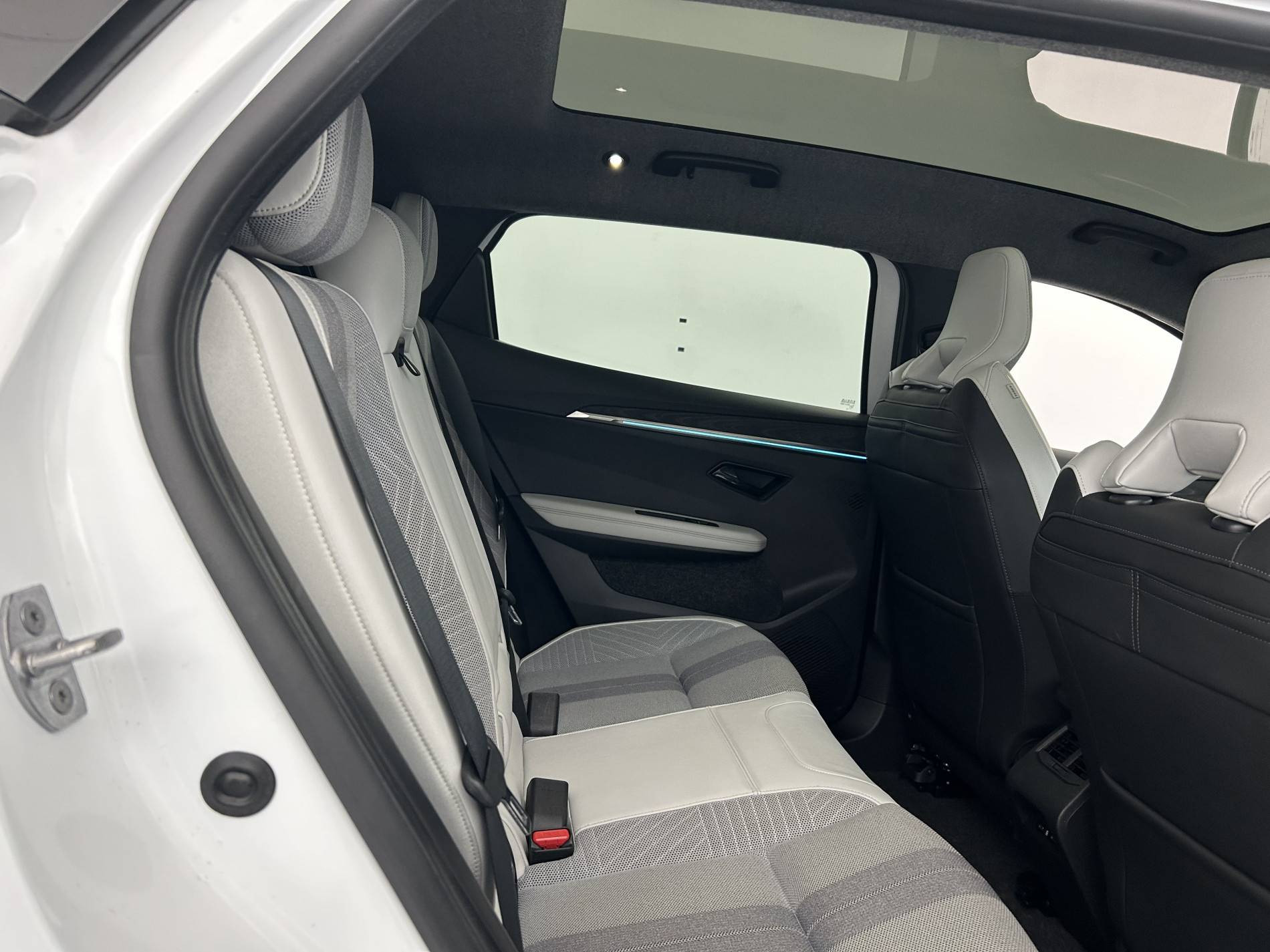 Vente en ligne Renault Scenic E-Tech  220 ch grande autonomie au prix de 40 890 €