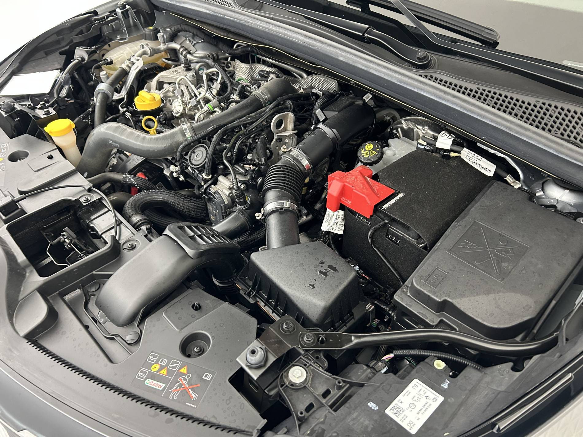 Vente en ligne Renault Captur  mild hybrid 160 EDC au prix de 20 990 €
