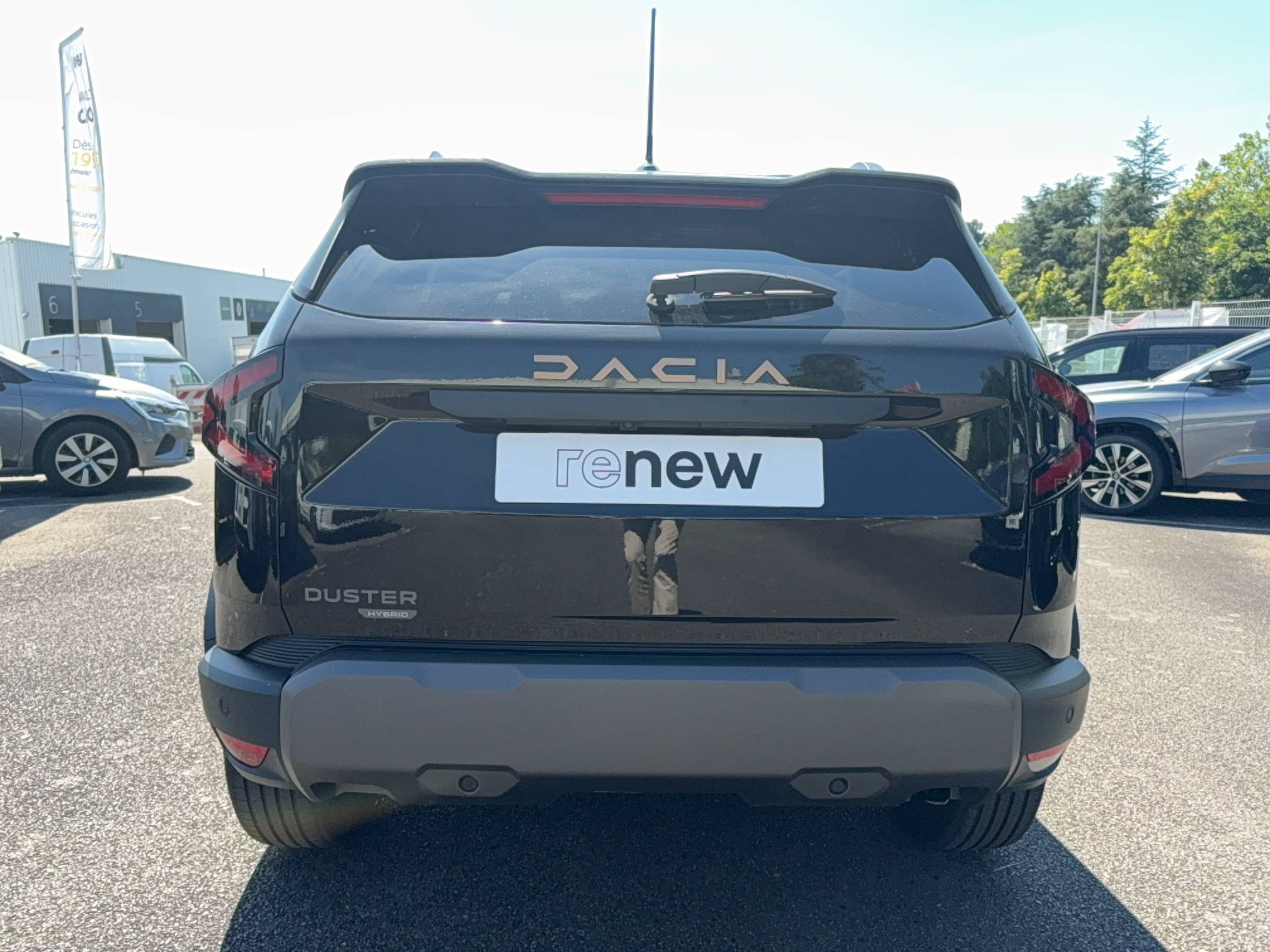 Vente en ligne Dacia Duster  Hybrid 140 au prix de 26 990 €