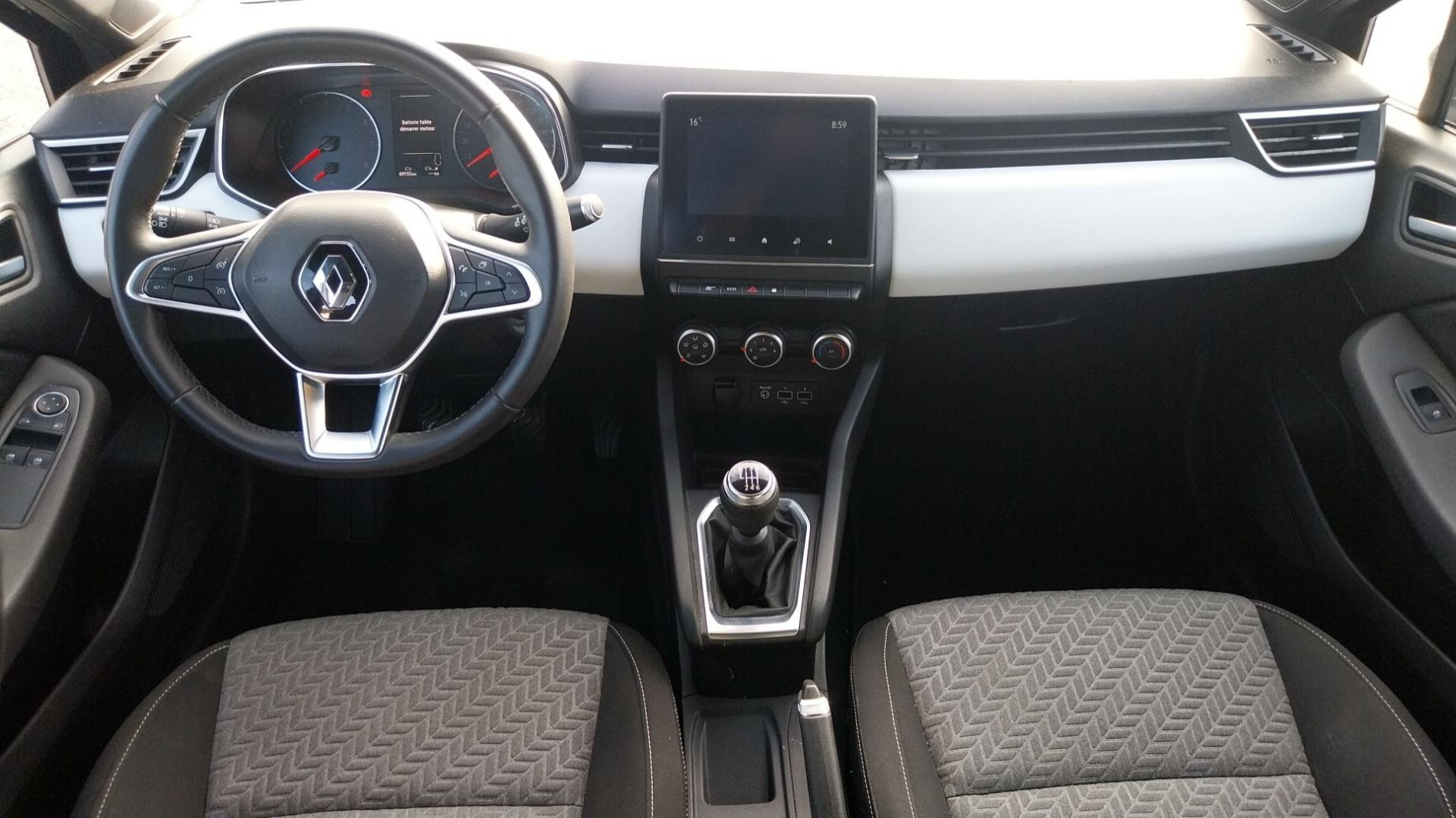 Vente en ligne Renault Clio 5 Clio TCe 90 - 21 au prix de 12 490 €