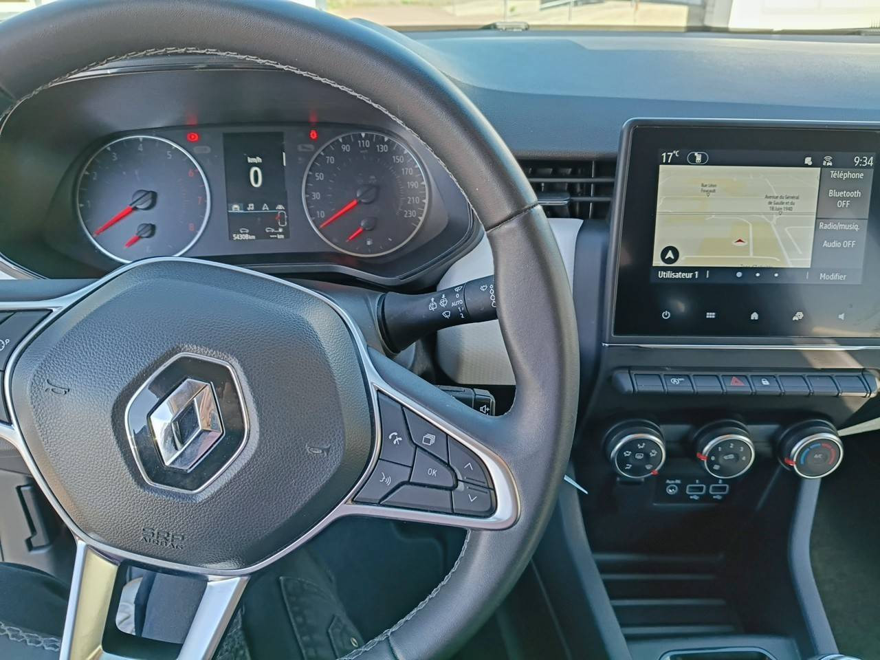 Vente en ligne Renault Clio 5 Clio SCe 65 au prix de 12 990 €