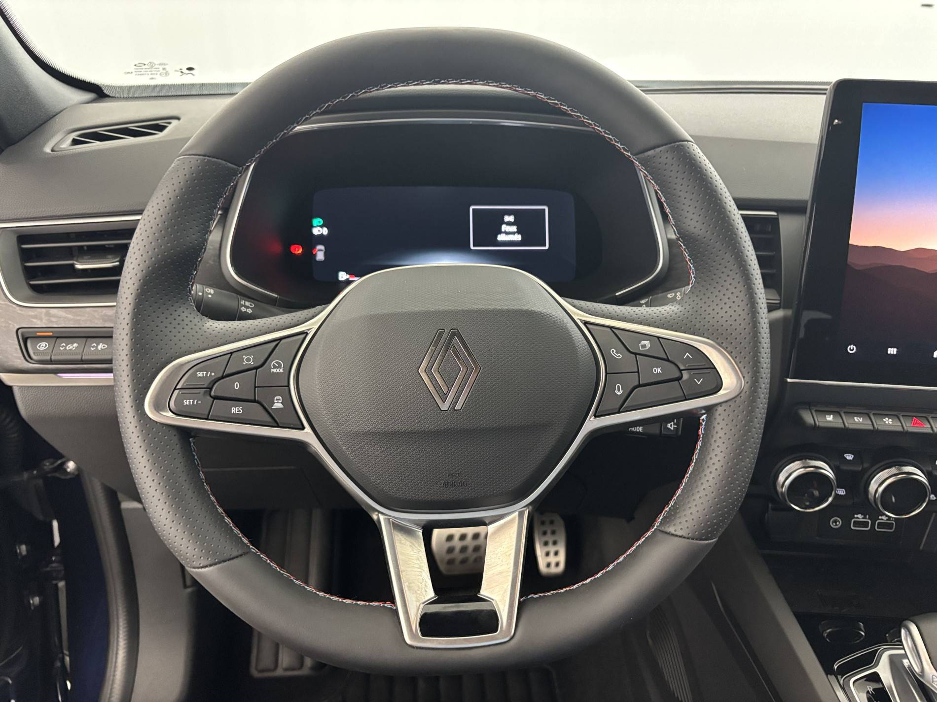 Vente en ligne Renault Arkana  E-Tech full hybrid 145 GSR2 au prix de 28 980 €