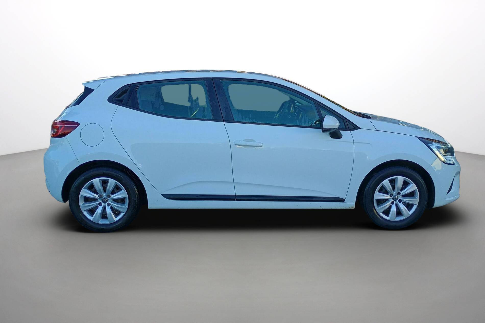 Vente en ligne Renault Clio 5 CLIO SOCIETE BLUE DCI 85 au prix de 10 860 €