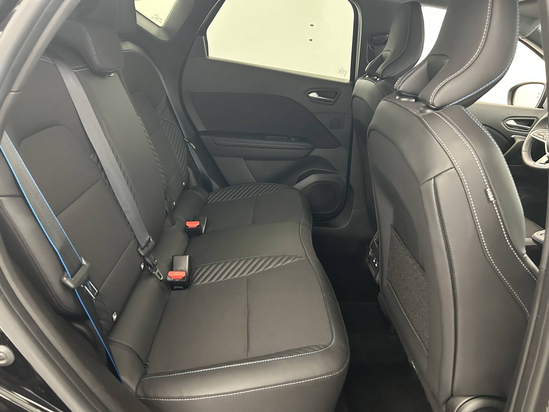 Vente en ligne Renault Captur  E-Tech full hybrid 145 ch au prix de 26 990 €