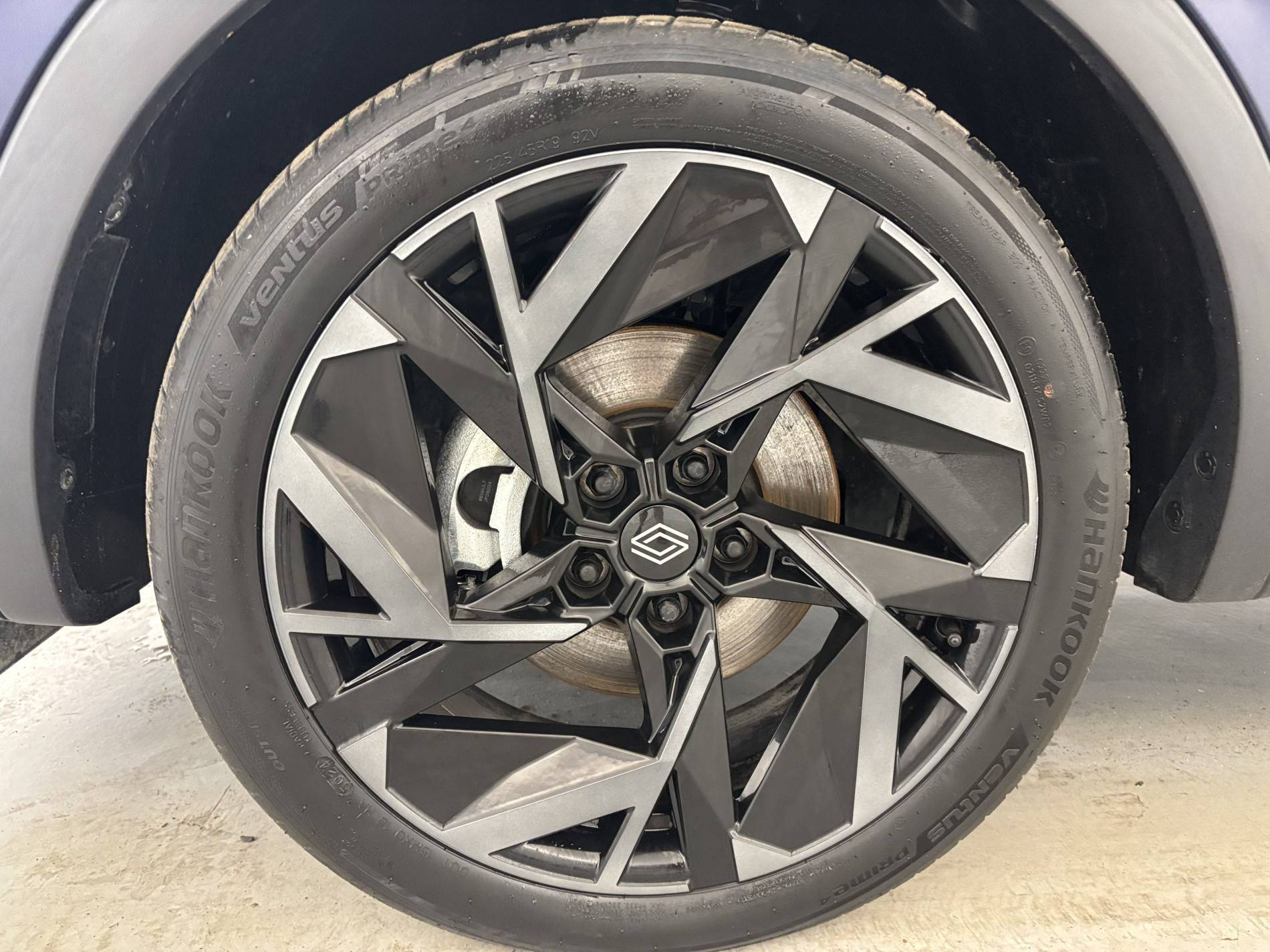 Vente en ligne Renault Arkana  E-Tech full hybrid 145 GSR2 au prix de 28 980 €