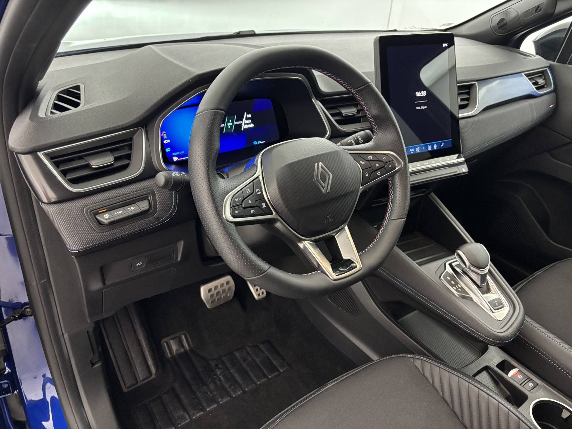 Vente en ligne Renault Symbioz  E-Tech full hybrid 145 au prix de 29 790 €