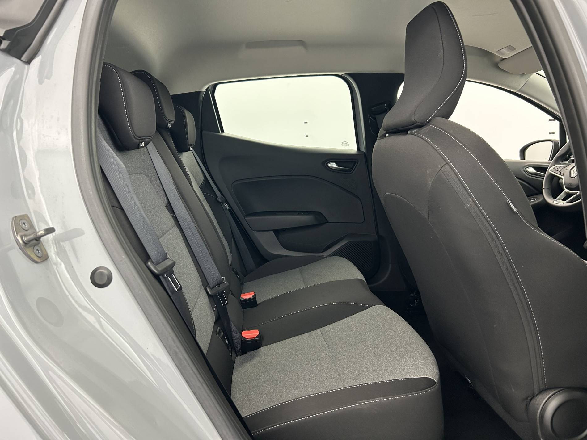 Vente en ligne Renault Clio 5 Clio TCe 90 ch GSR2 au prix de 15 990 €