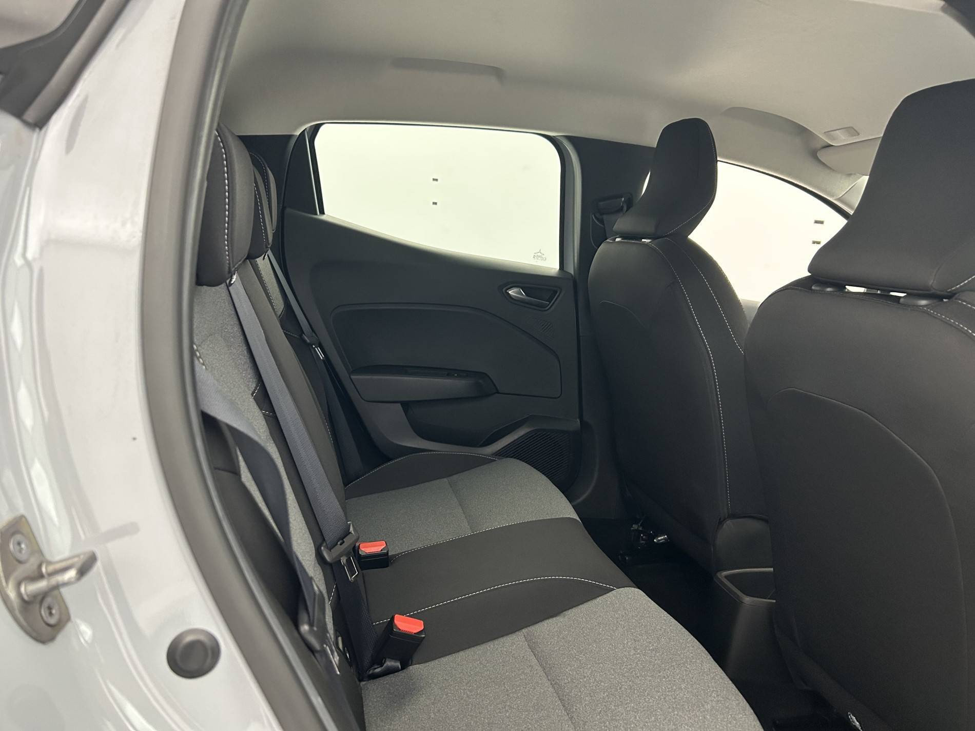 Vente en ligne Renault Clio 5 Clio TCe 90 au prix de 15 490 €