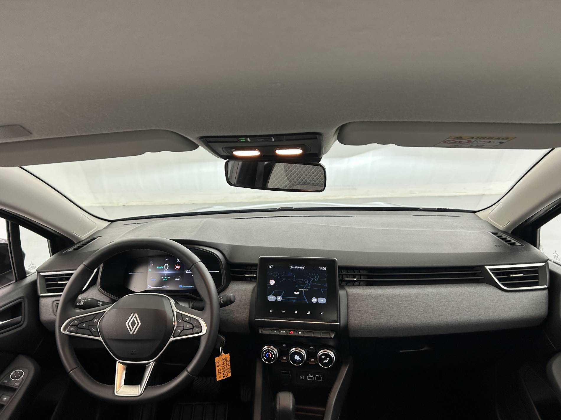 Vente en ligne Renault Clio 5 Clio E-Tech full hybrid 145 ch GSR2 au prix de 18 990 €