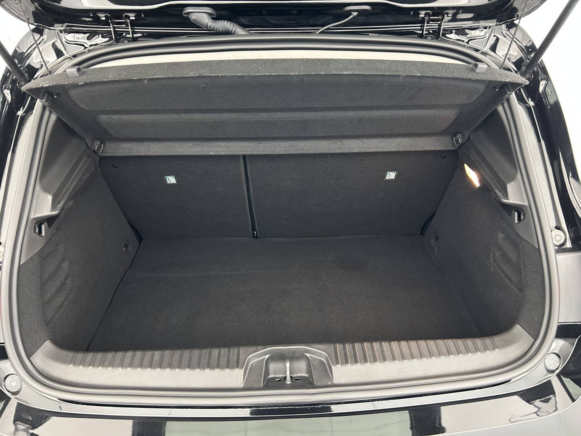 Vente en ligne Renault Clio 5 Clio E-Tech full hybrid 145 ch GSR2 au prix de 19 990 €