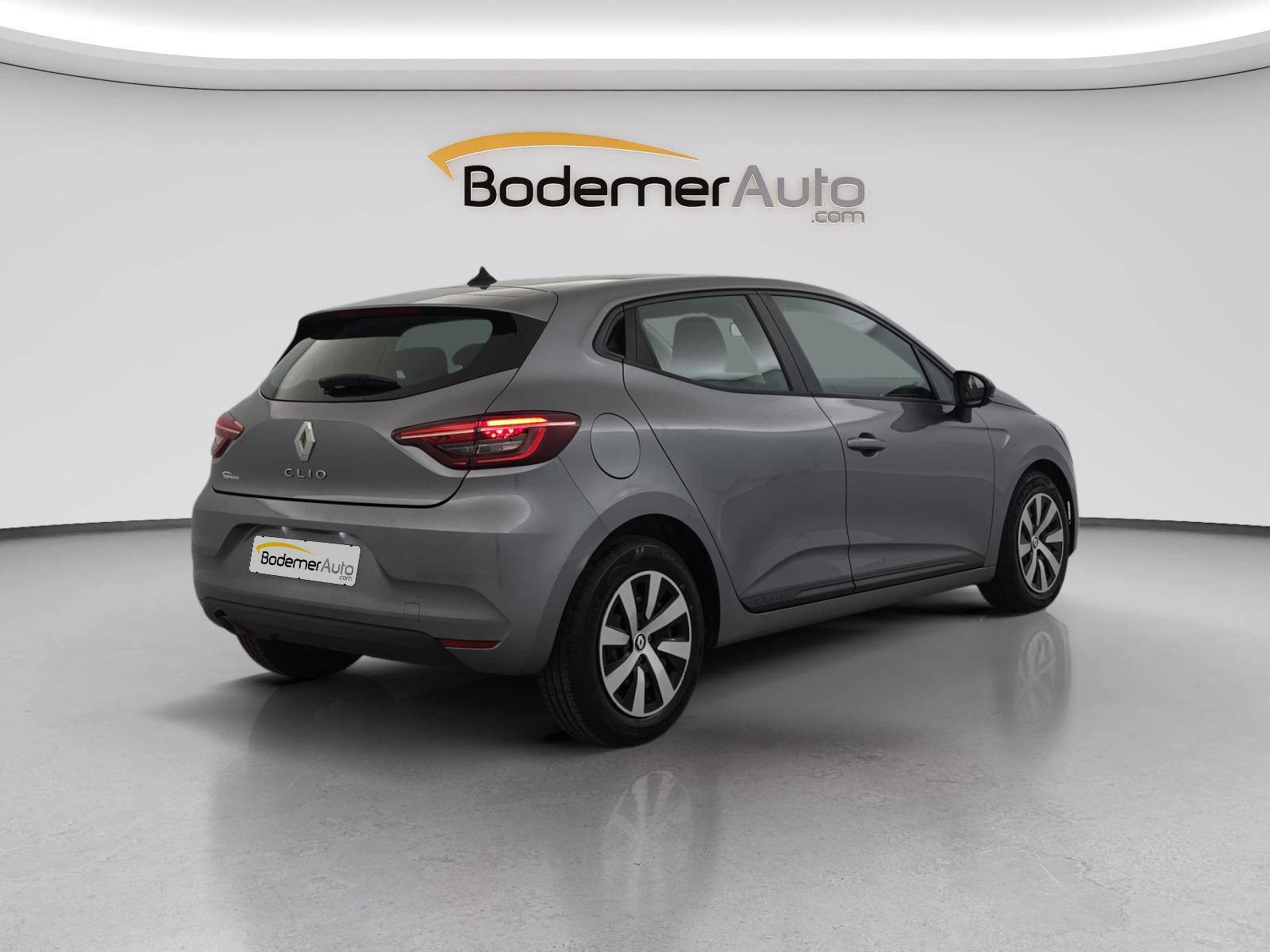 Vente en ligne Renault Clio 5 Clio TCe 90 au prix de 14 490 €