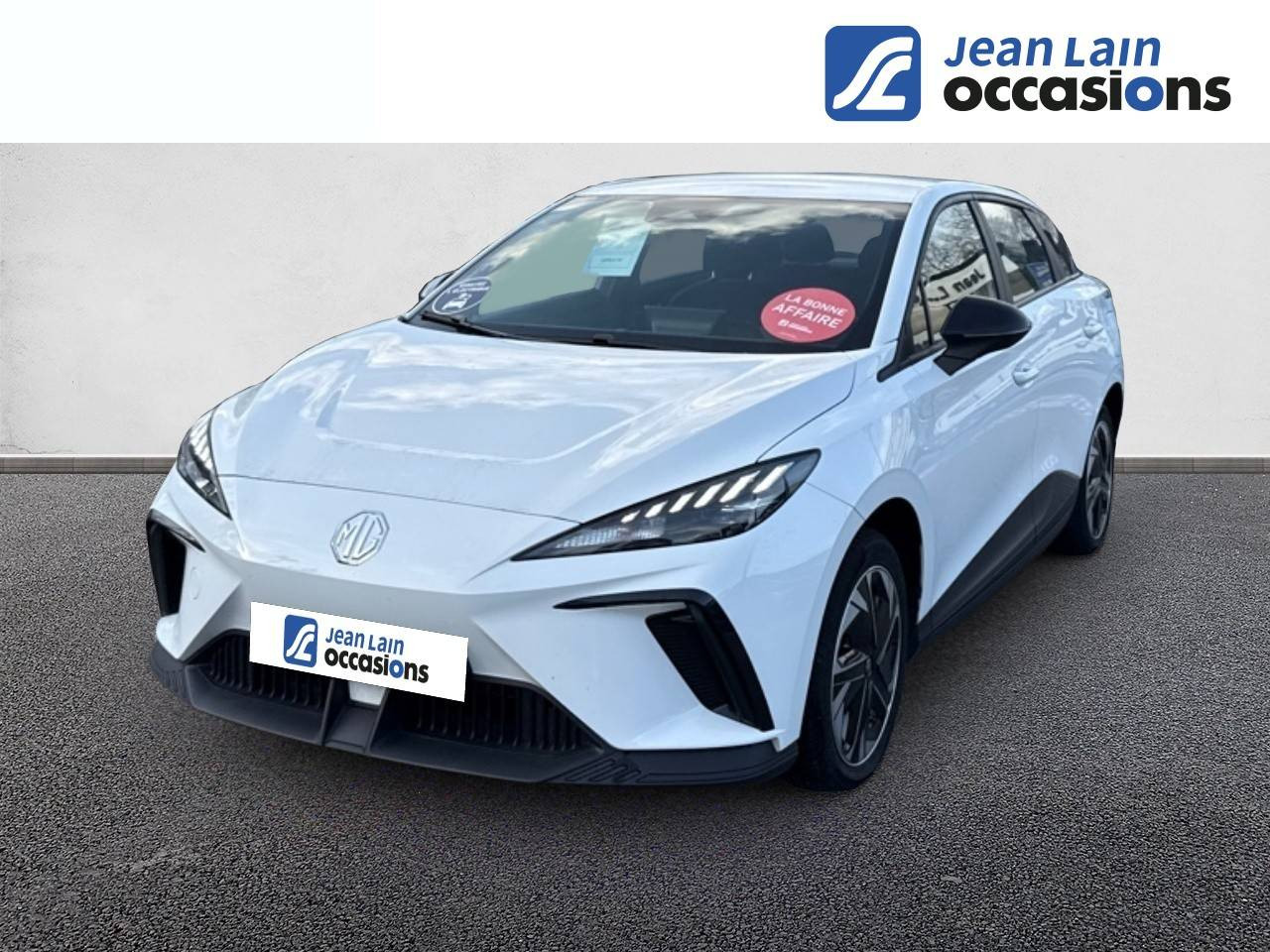 Vente en ligne MG MG4 MG4 Electric 51kWh - 125 kW 2WD Standard de 2023 au prix de 0 €