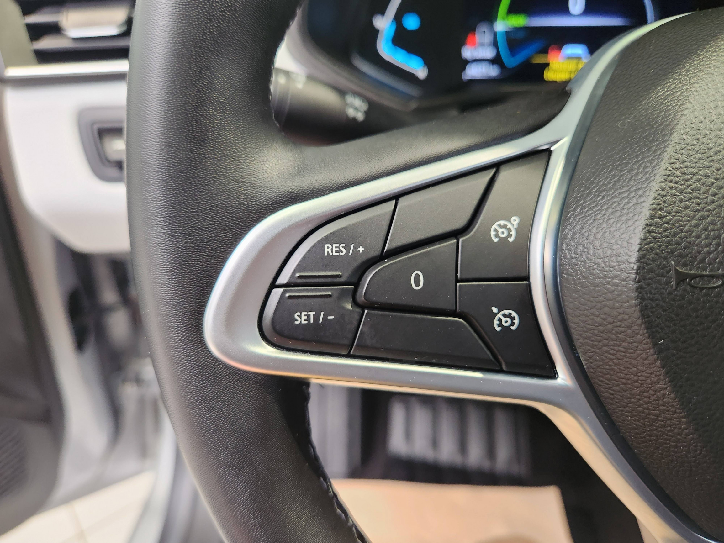 Vente en ligne Renault Clio 5 Clio E-Tech 140 - 21N au prix de 16 390 €