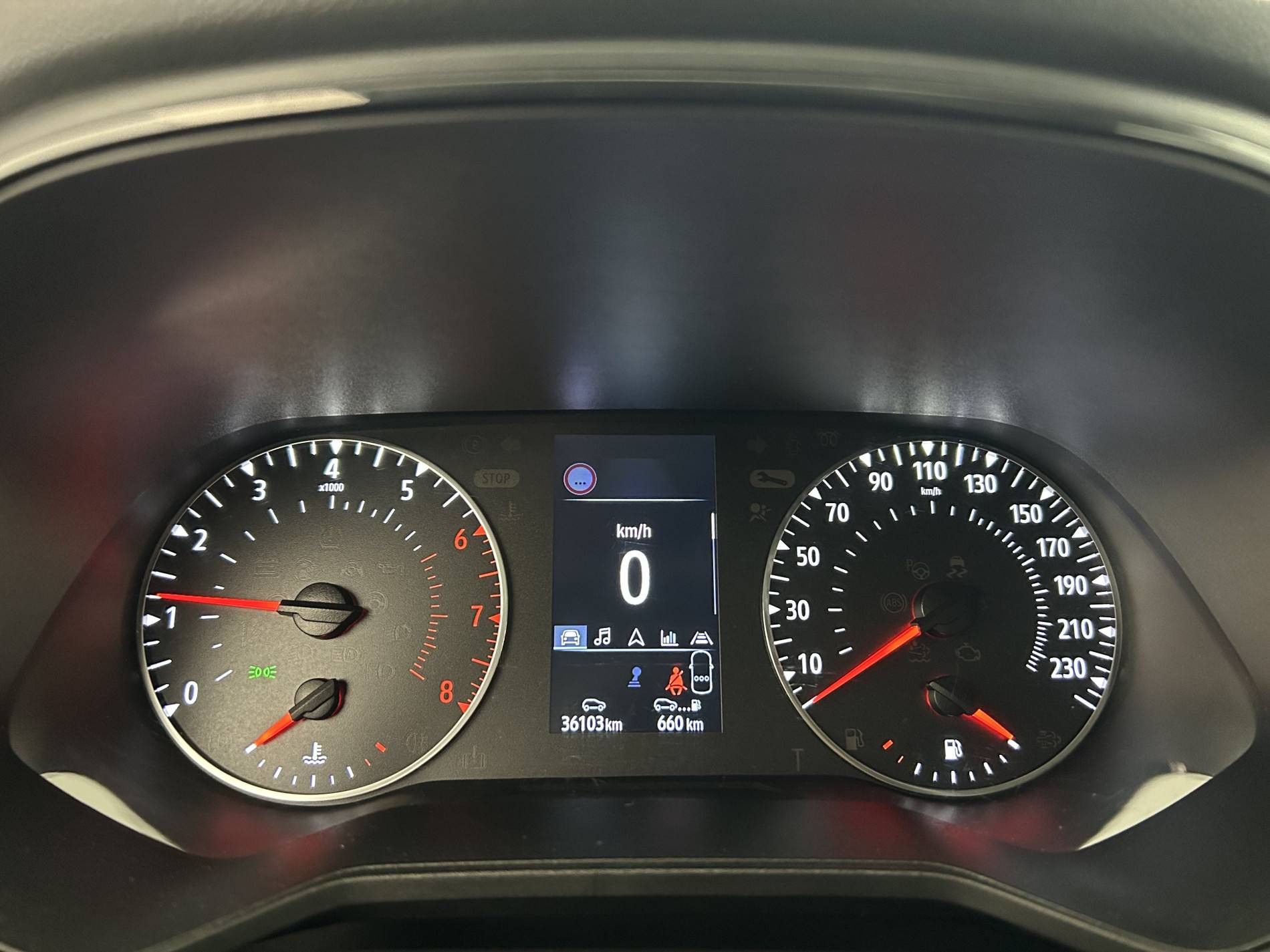 Vente en ligne Renault Clio 5 Clio TCe 90 au prix de 14 290 €