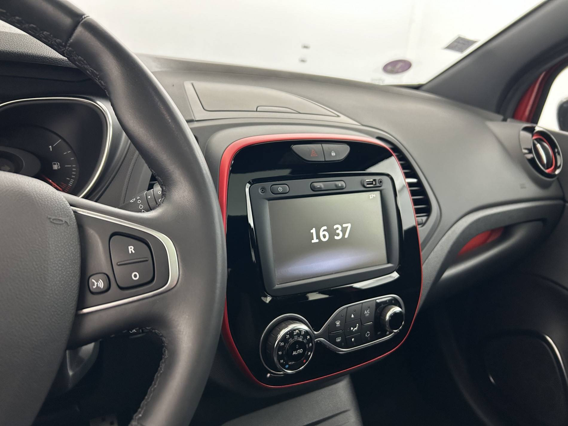 Vente en ligne Renault Captur  TCe 130 FAP au prix de 13 990 €