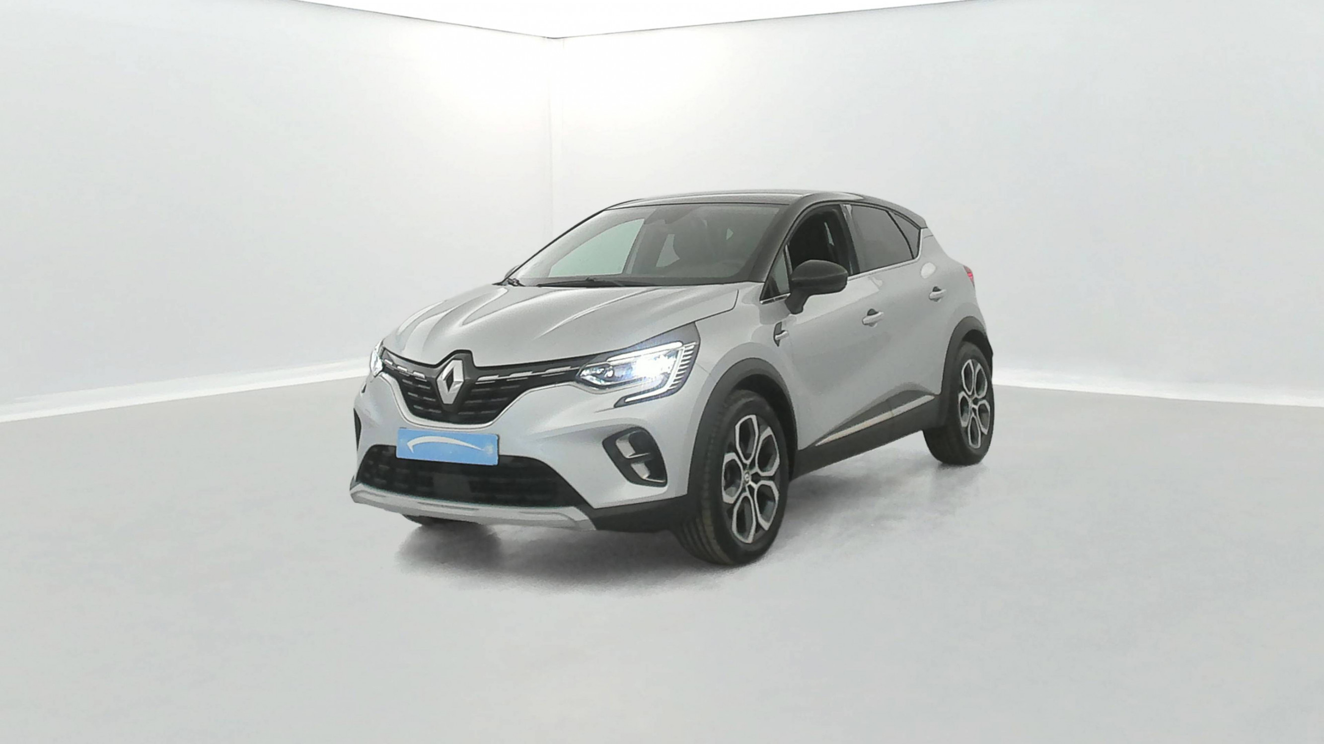 Renault Captur  E-Tech full hybrid 145 occasion de 2023 en vente à Quimper