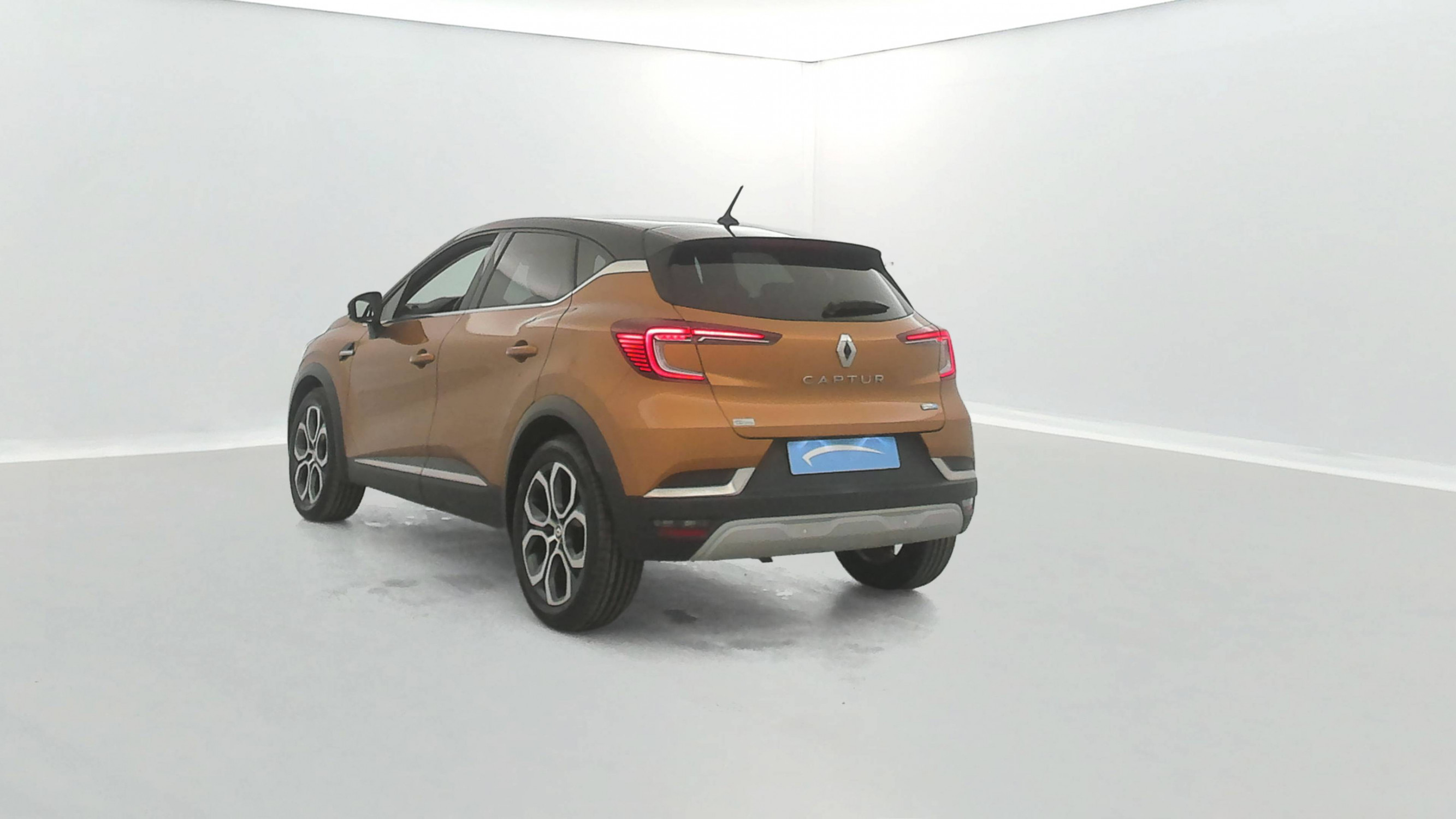 Vente en ligne Renault Captur  E-Tech 145 - 21 au prix de 18 490 €