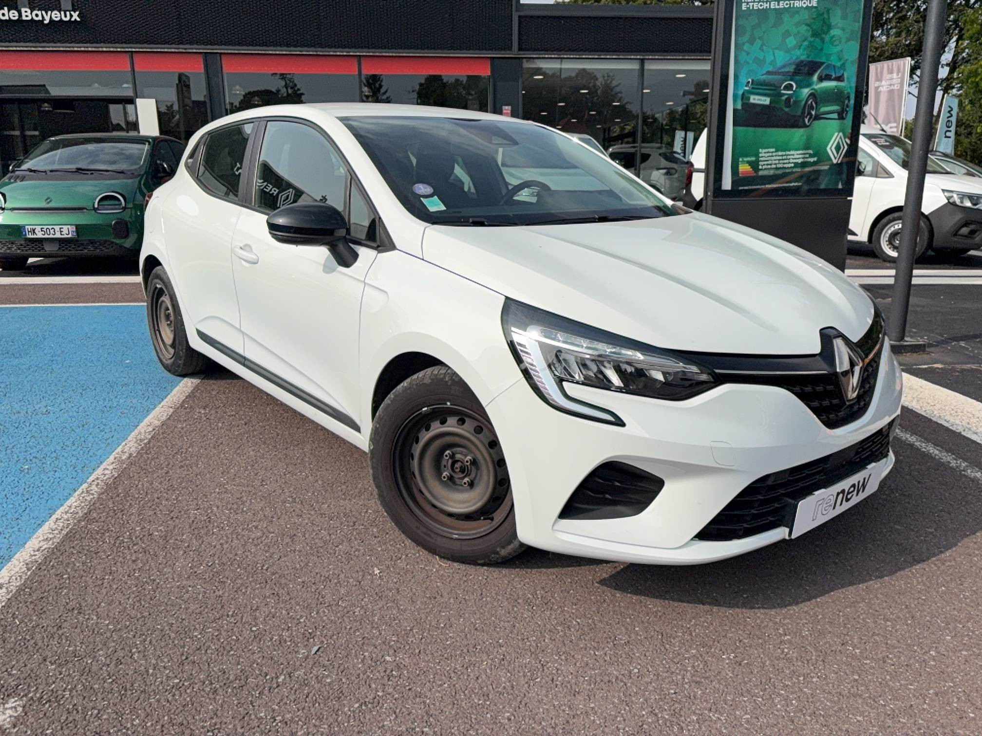 Vente en ligne Renault Clio 5 Clio TCe 90 au prix de 12 990 €