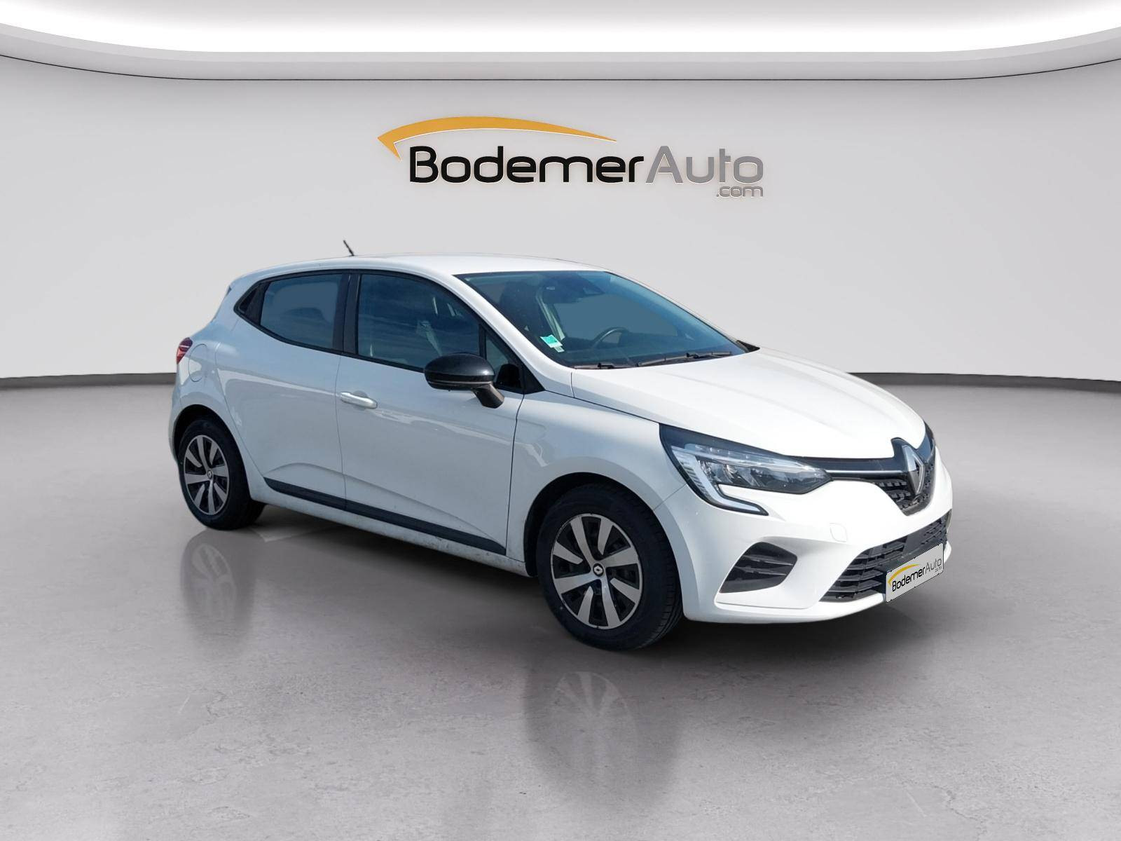 Vente en ligne Renault Clio 5 Clio E-Tech full hybrid 145 au prix de 13 890 €