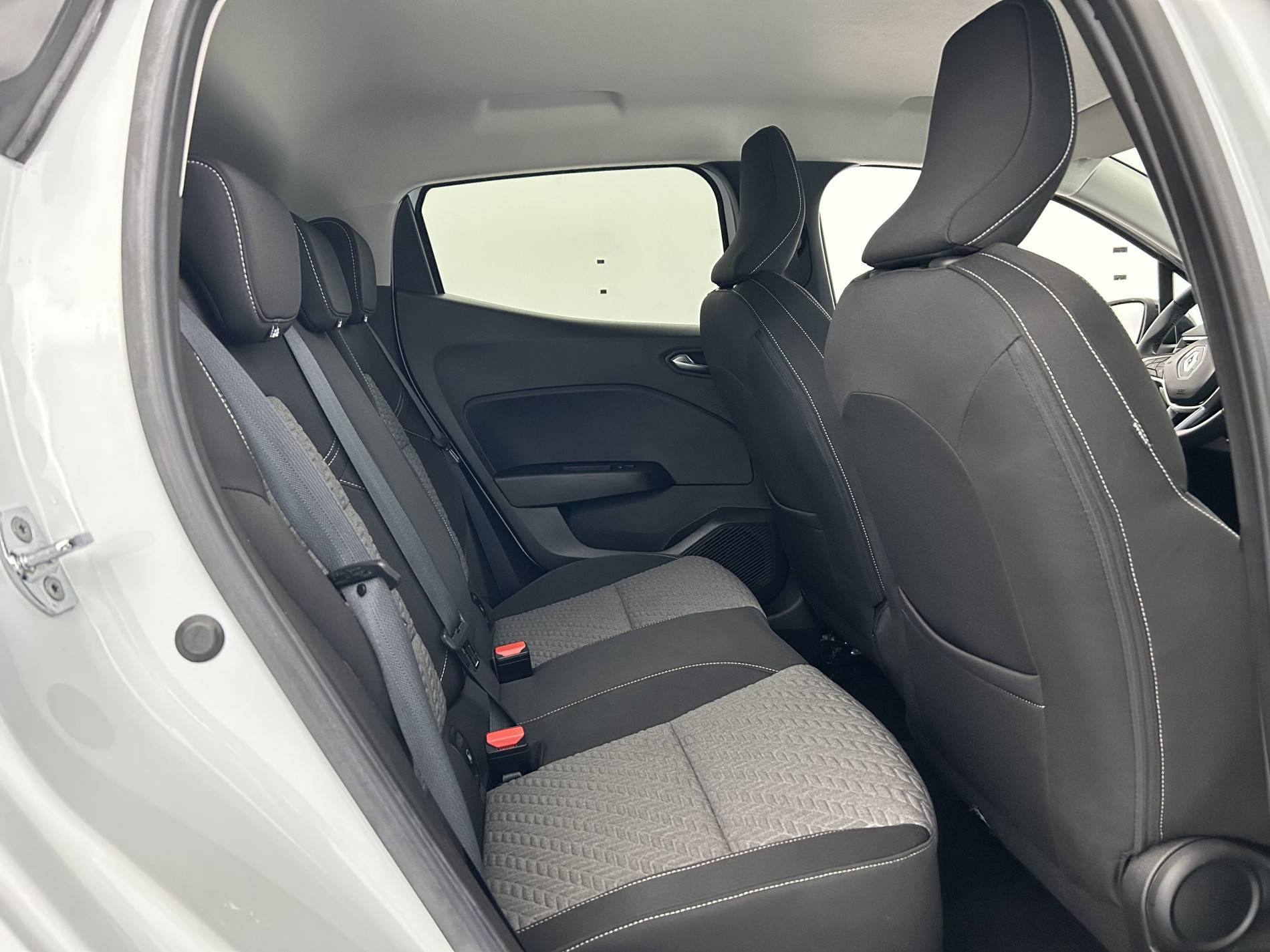 Vente en ligne Renault Clio 5 Clio TCe 90 au prix de 14 990 €