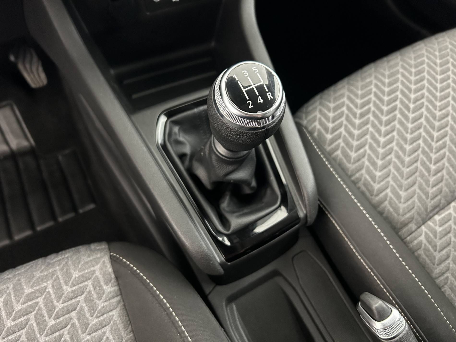 Vente en ligne Renault Clio 5 Clio SCe 65 au prix de 11 990 €