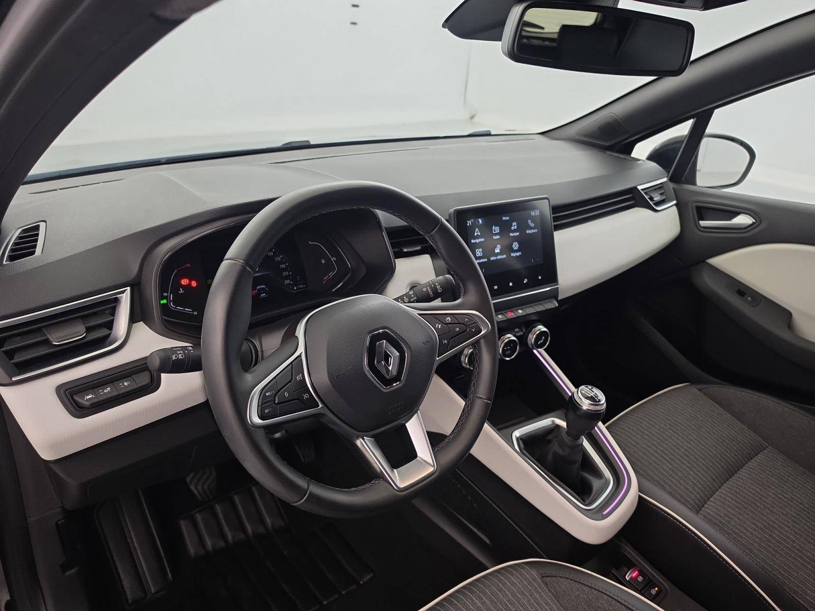 Vente en ligne Renault Captur  mild hybrid 140 au prix de 19 990 €