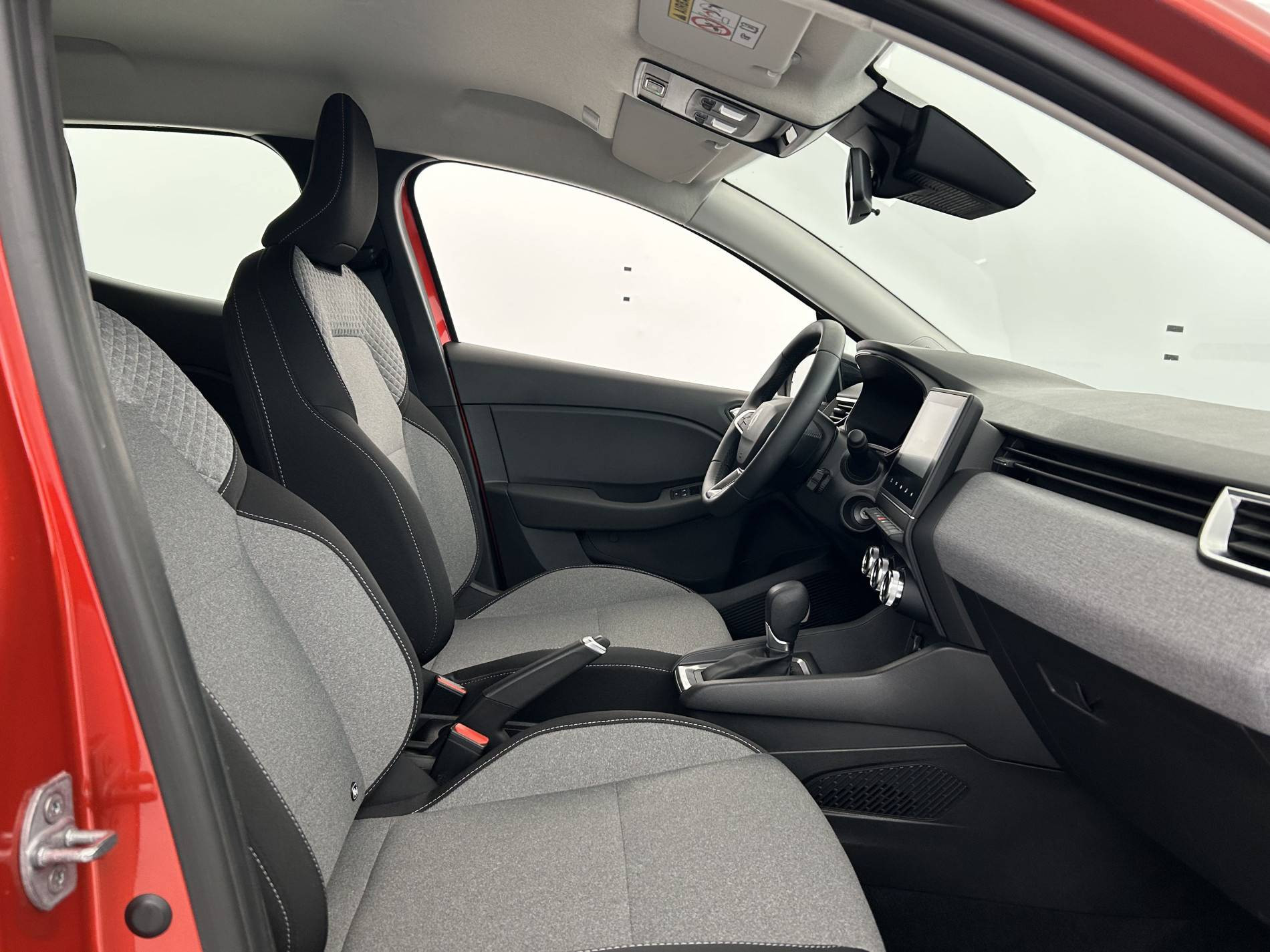 Vente en ligne Renault Clio 5 Clio E-Tech full hybrid 145 ch GSR2 au prix de 19 890 €