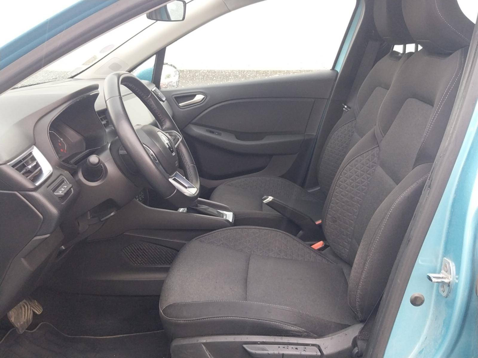 Vente en ligne Renault Clio 5 Clio E-Tech 140 - 21N au prix de 13 960 €