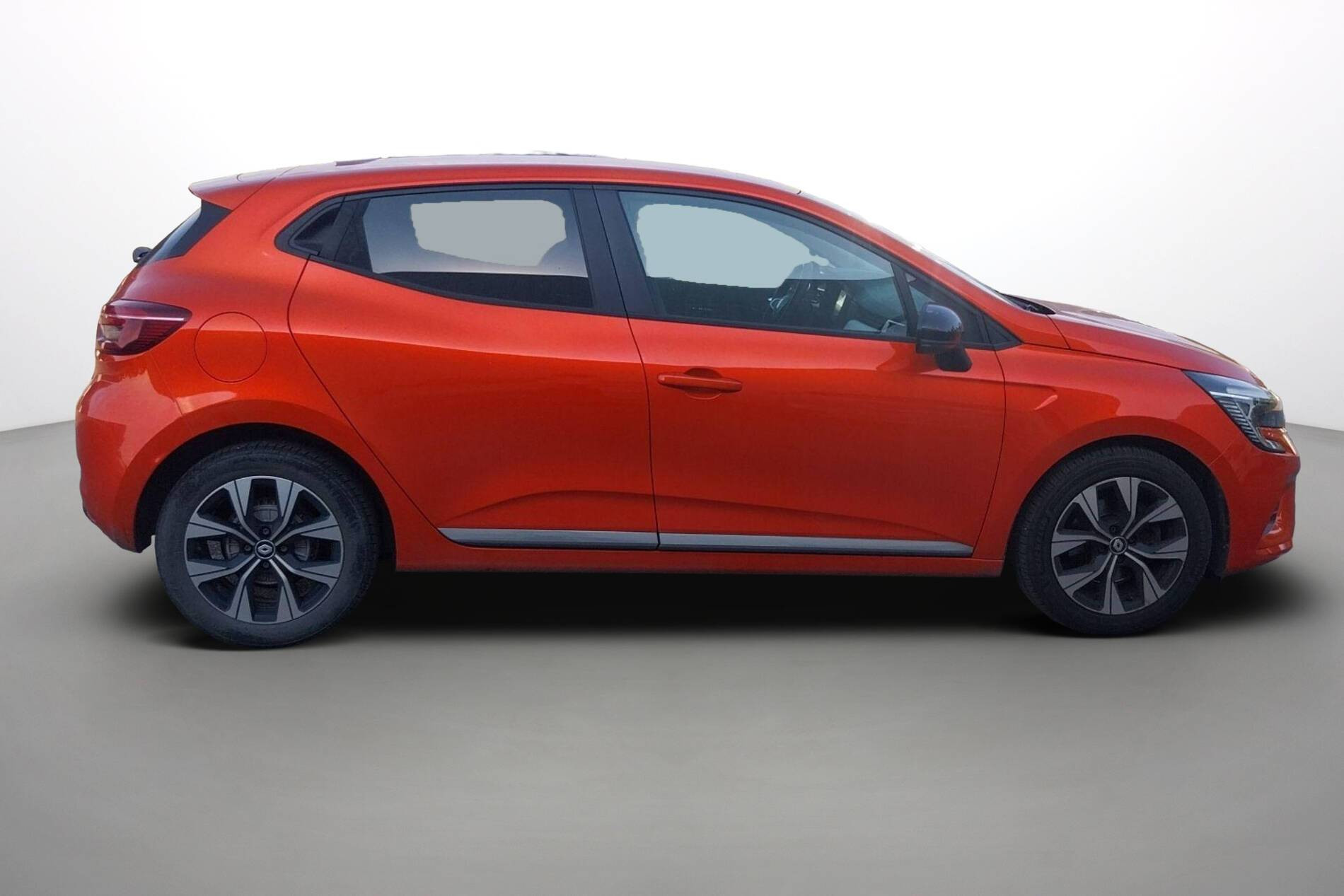 Vente en ligne Renault Clio 5 Clio Blue dCi 100 au prix de 14 890 €