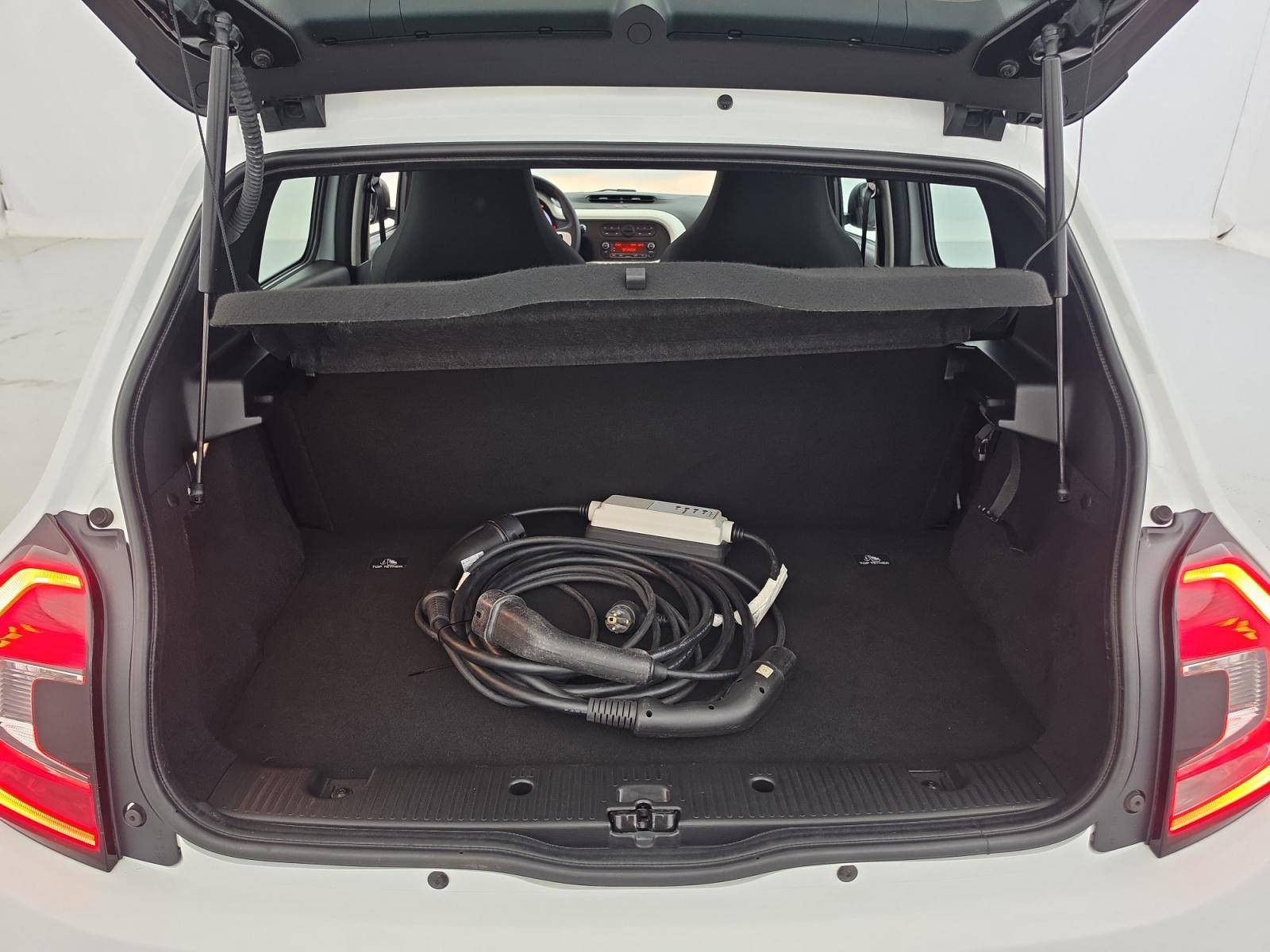Vente en ligne Renault Twingo Electrique Twingo III E-Tech au prix de 10 990 €