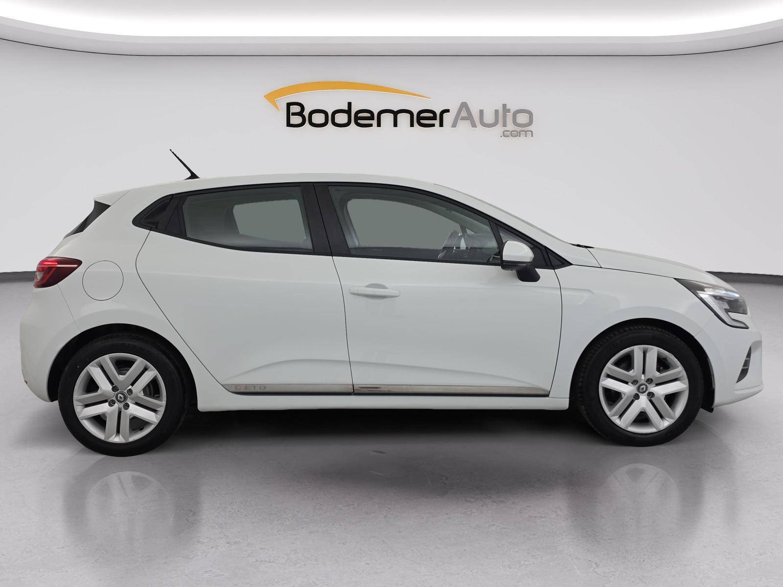 Vente en ligne Renault Clio 5 Clio E-Tech 140 - 21N au prix de 14 890 €