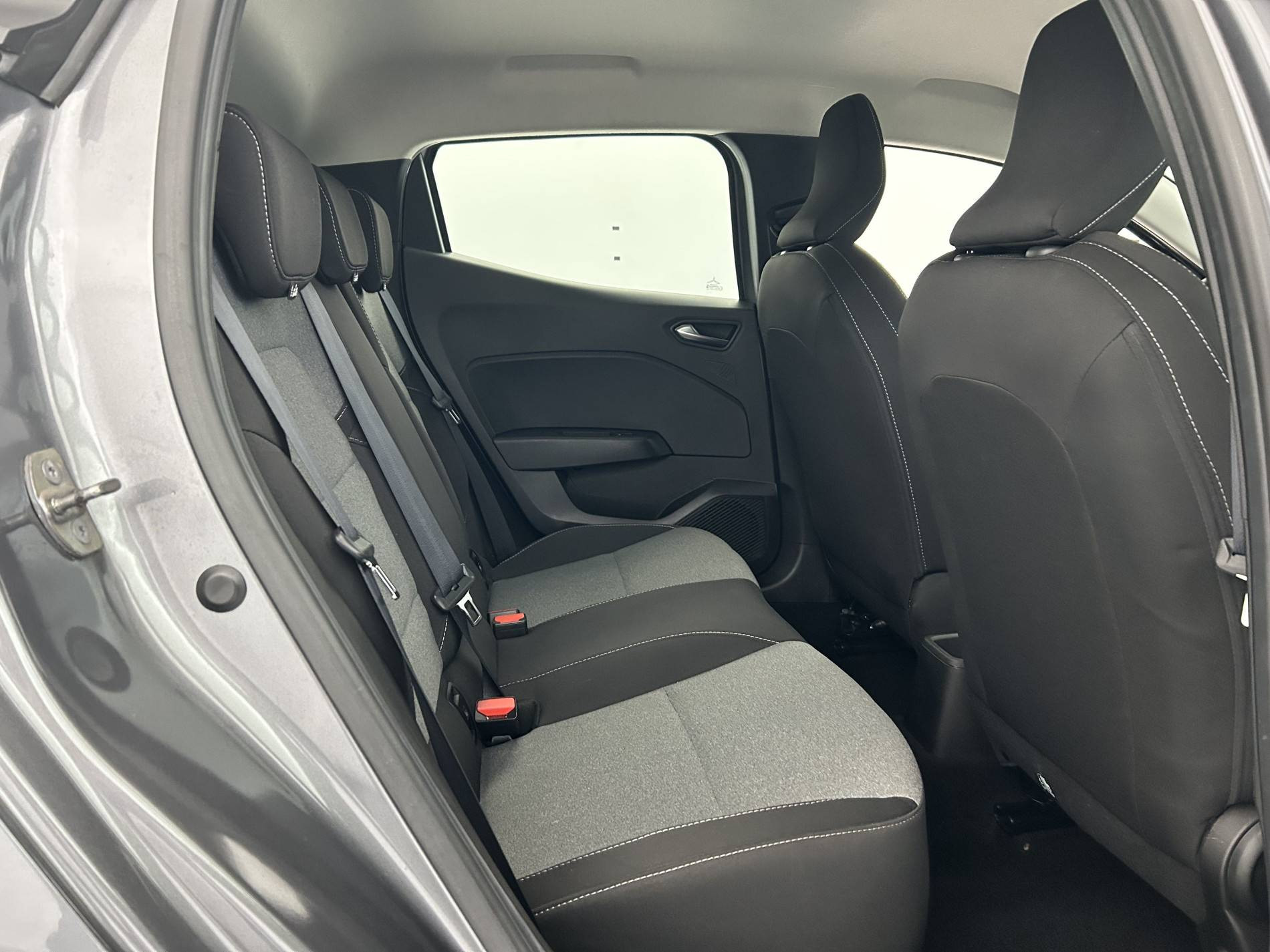 Vente en ligne Renault Clio 5 Clio TCe 90 au prix de 15 490 €